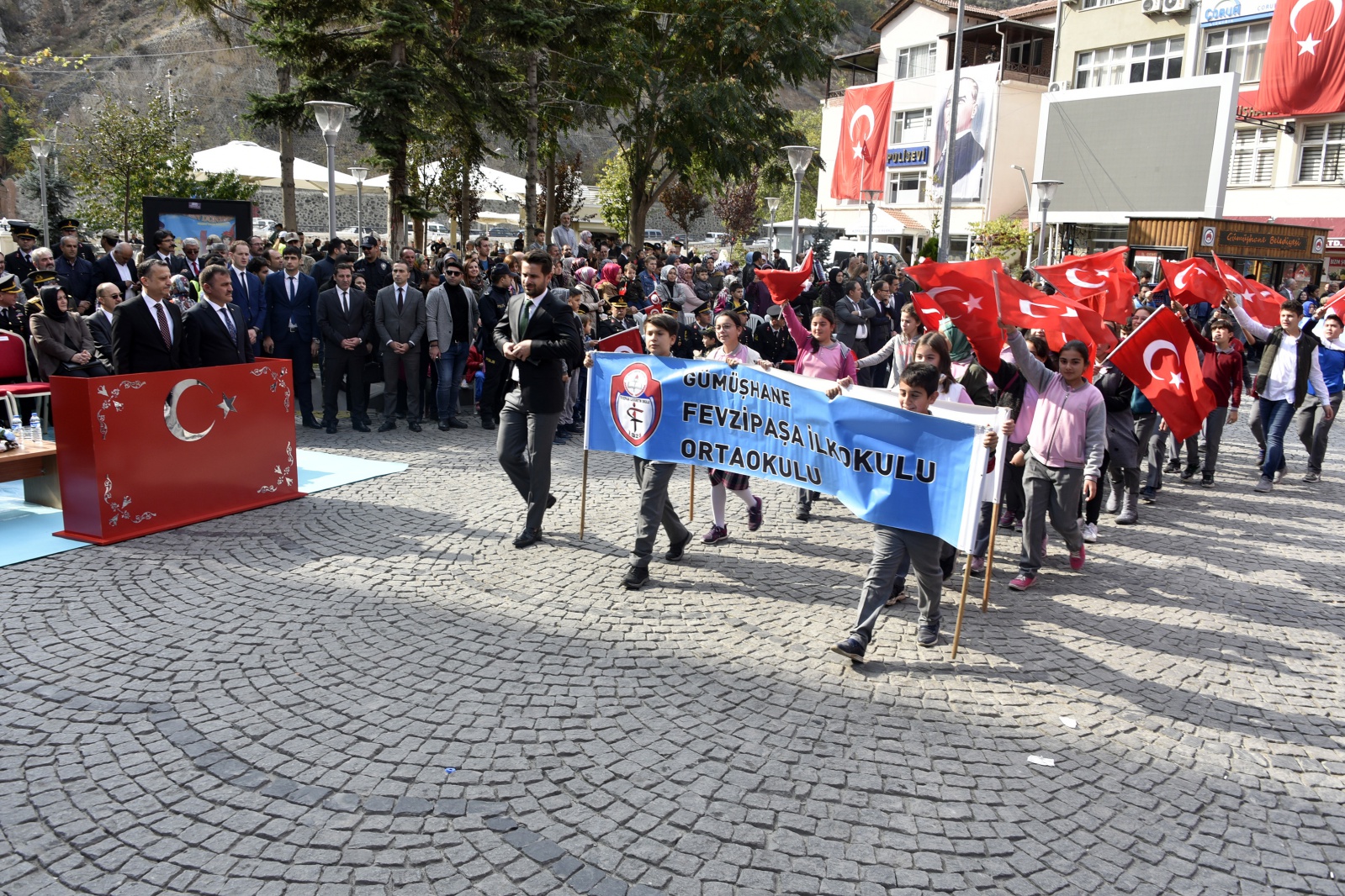 Gümüşhane’de Cumhuriyet Bayramı kutlanıyor 72
