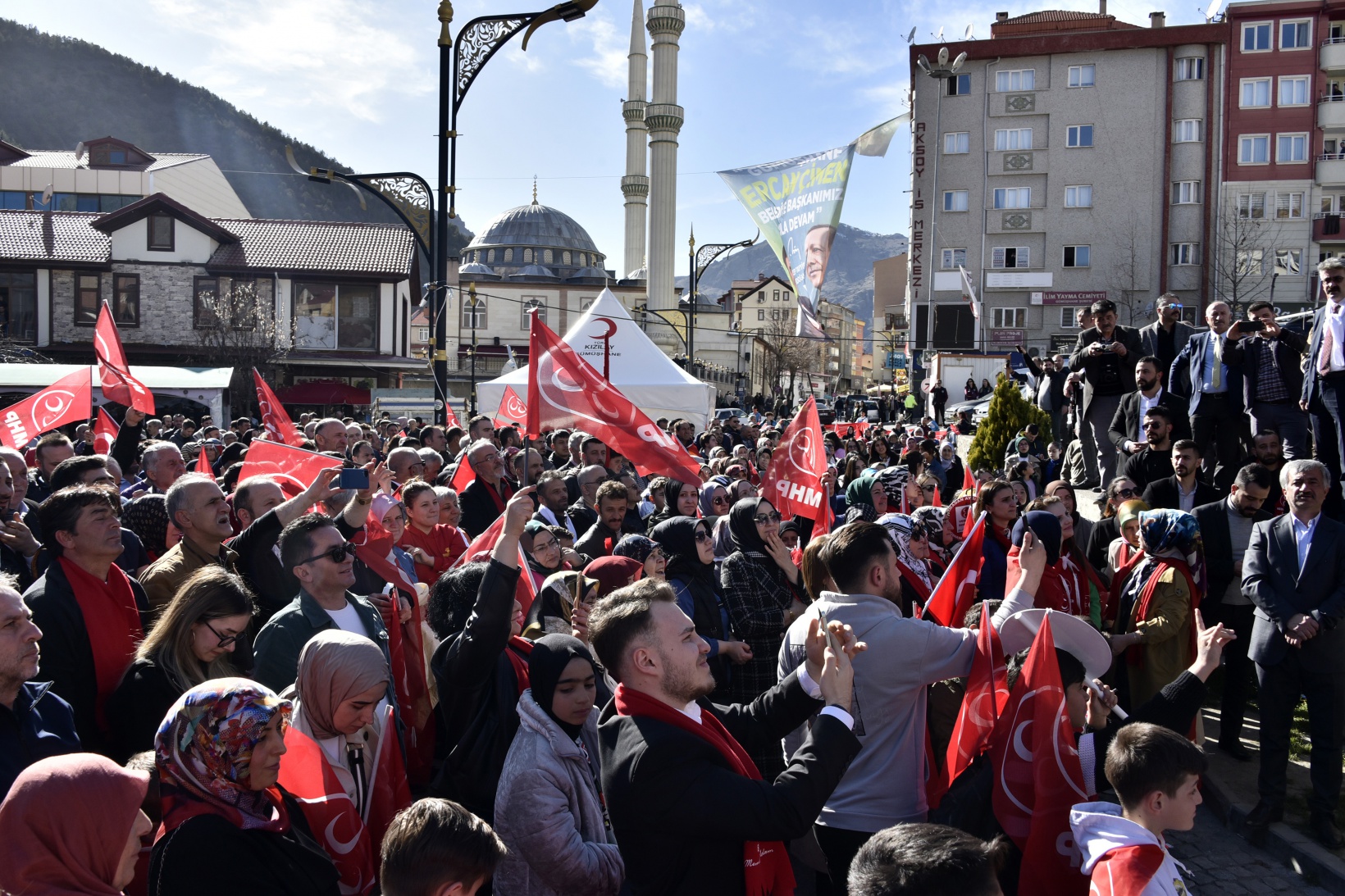 MHP'den Zafer ve Değişim Yürüyüşü 19