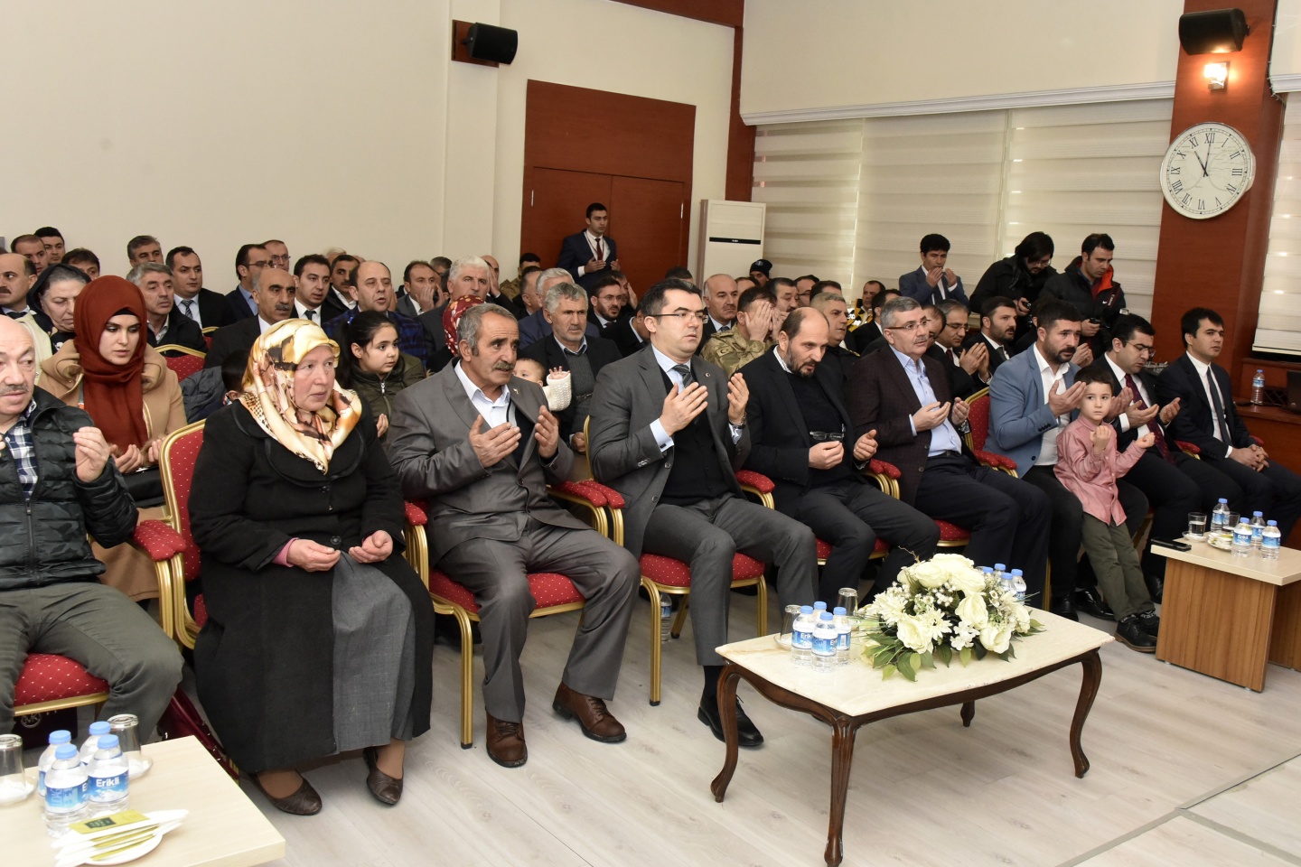 Gümüşhane’de Devlet Övünç Madalyası töreninde gözyaşları sel oldu 13