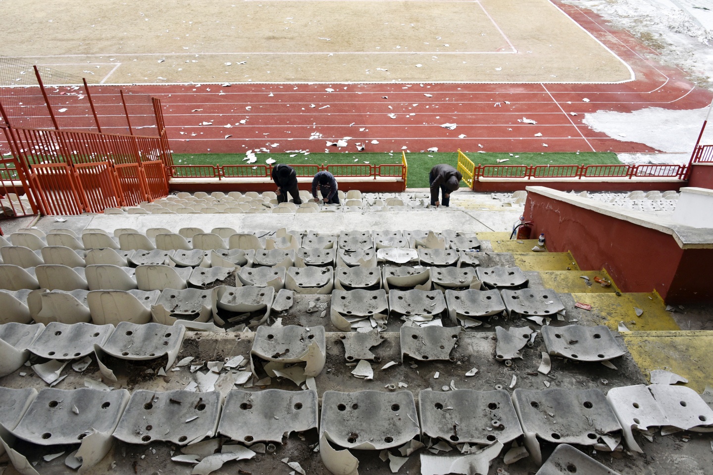 İşte Ankaragücü maçının ardından Yeni Şehir Stadyumunun son hali 19