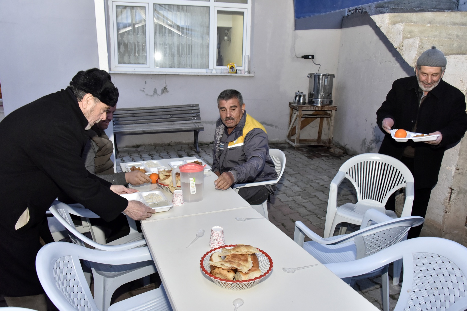 Bu köyden iftar yapmadan ‘Geçit’ yok 7