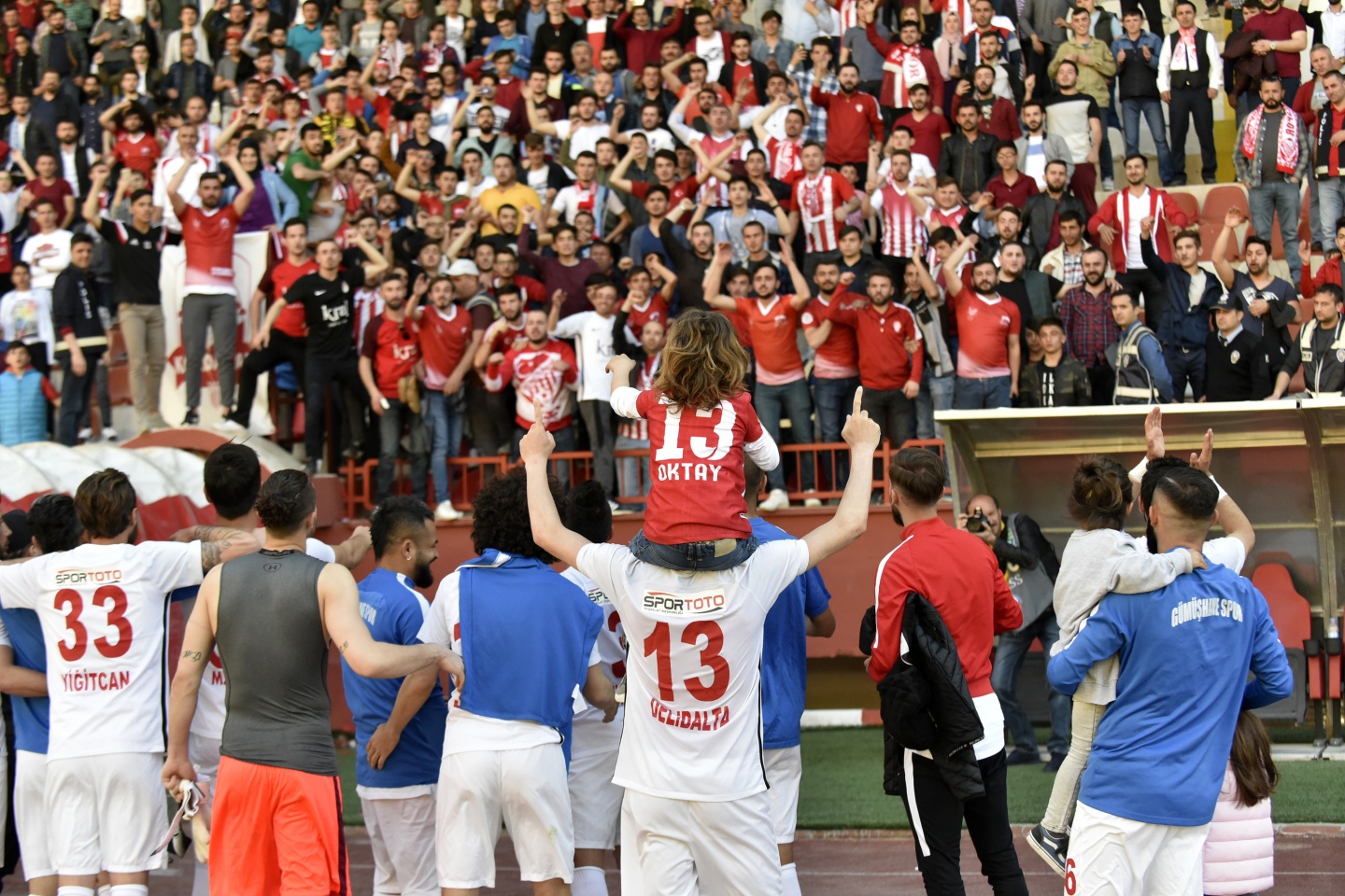 Gümüş Şampi.... 3-1 127