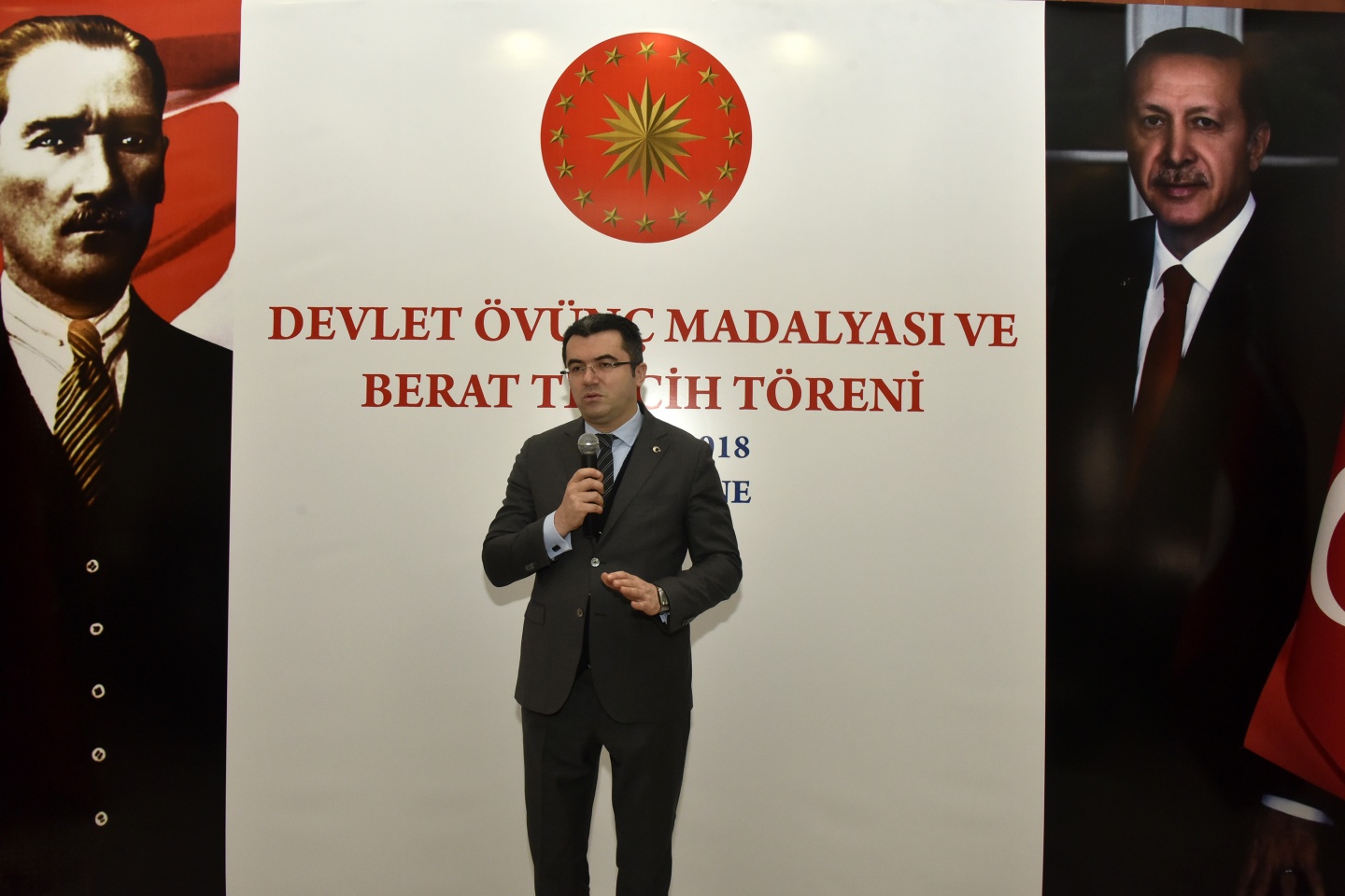 Gümüşhane’de Devlet Övünç Madalyası töreninde gözyaşları sel oldu 28