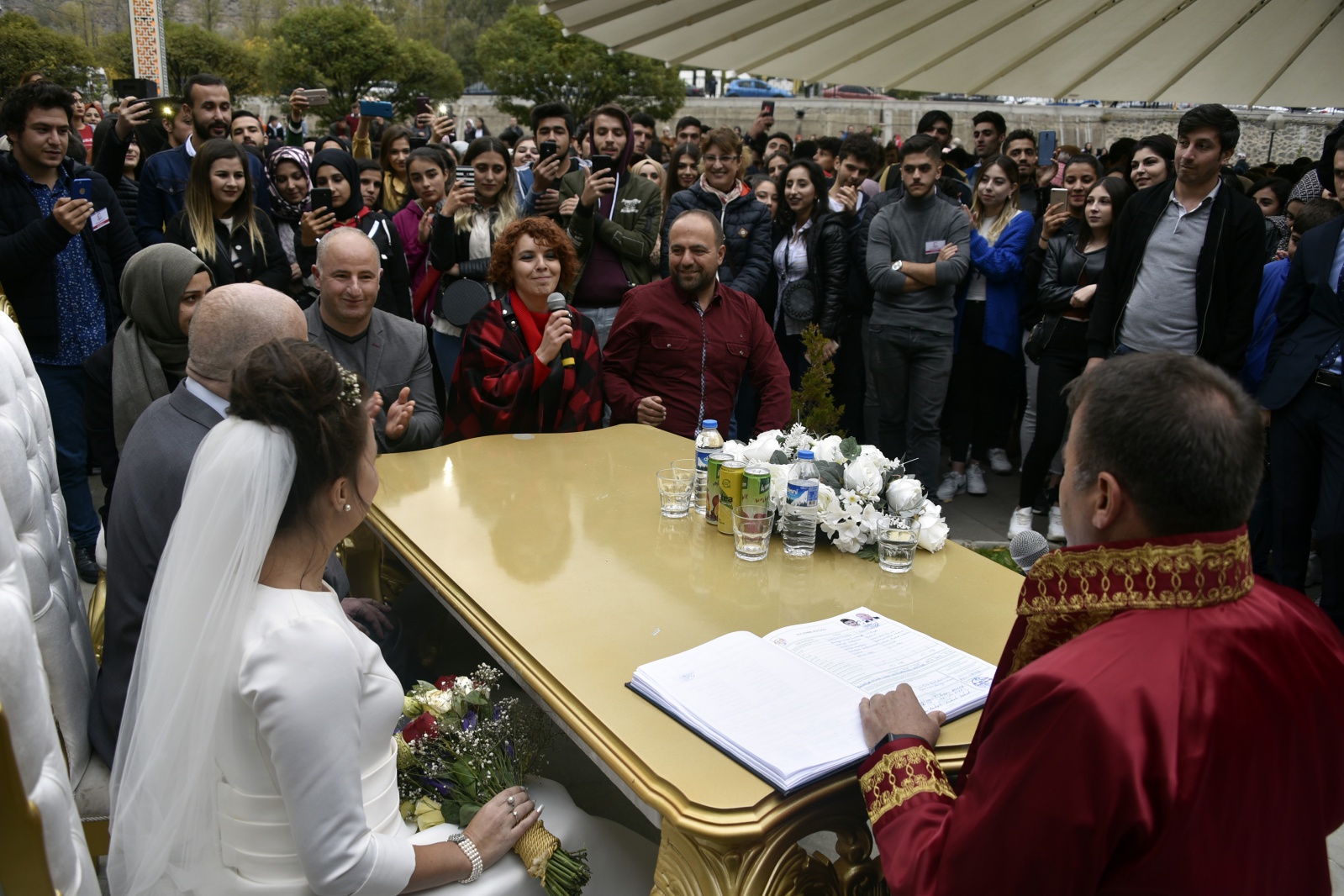 İtalyan ve Bulgar çift 15 yıl önce tanıştıkları Gümüşhane’de 29 Ekim'de nikah kıydı 10