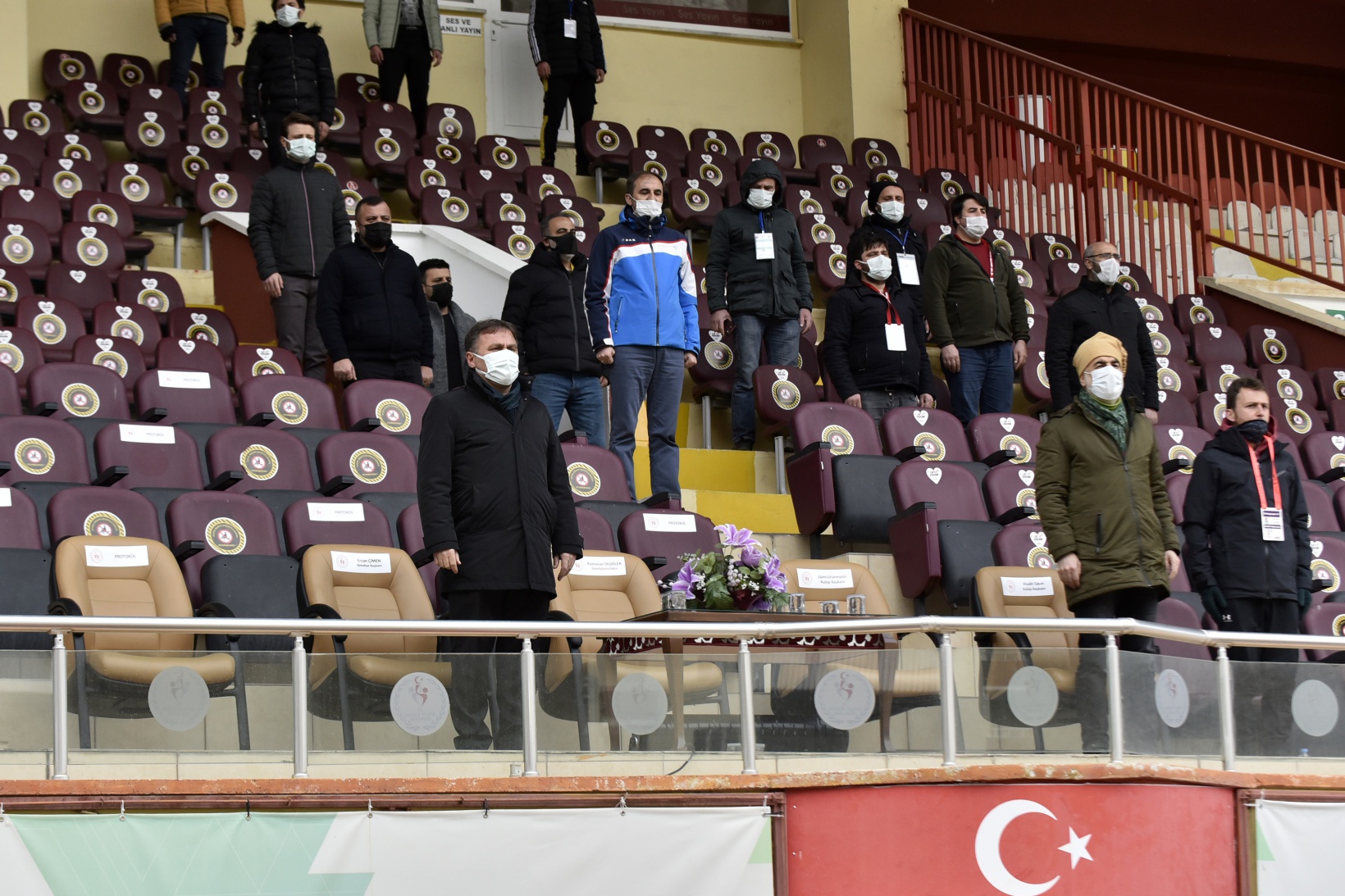 Gümüş kötü başladı: 1-3 12