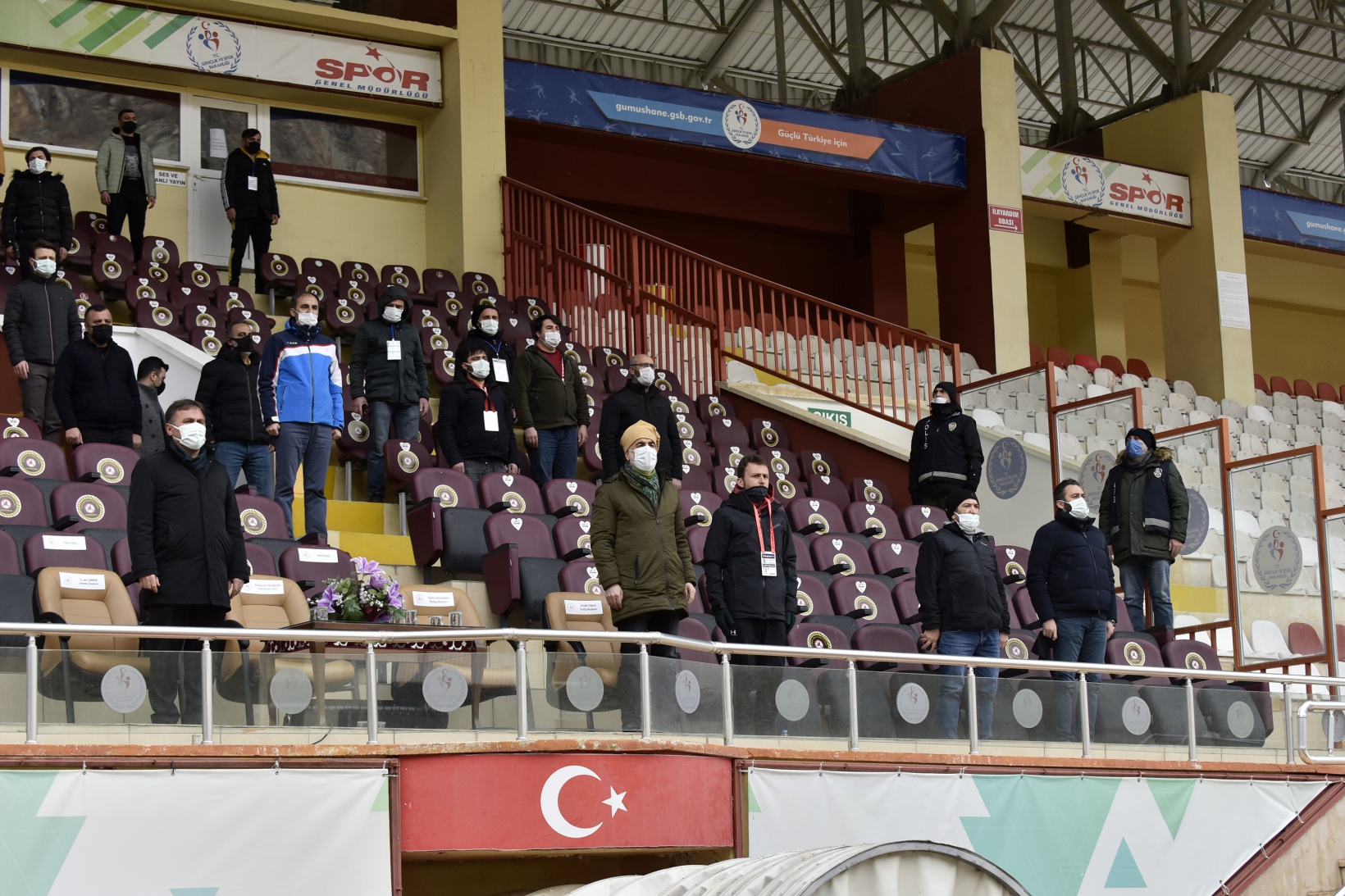 Gümüş kötü başladı: 1-3 11