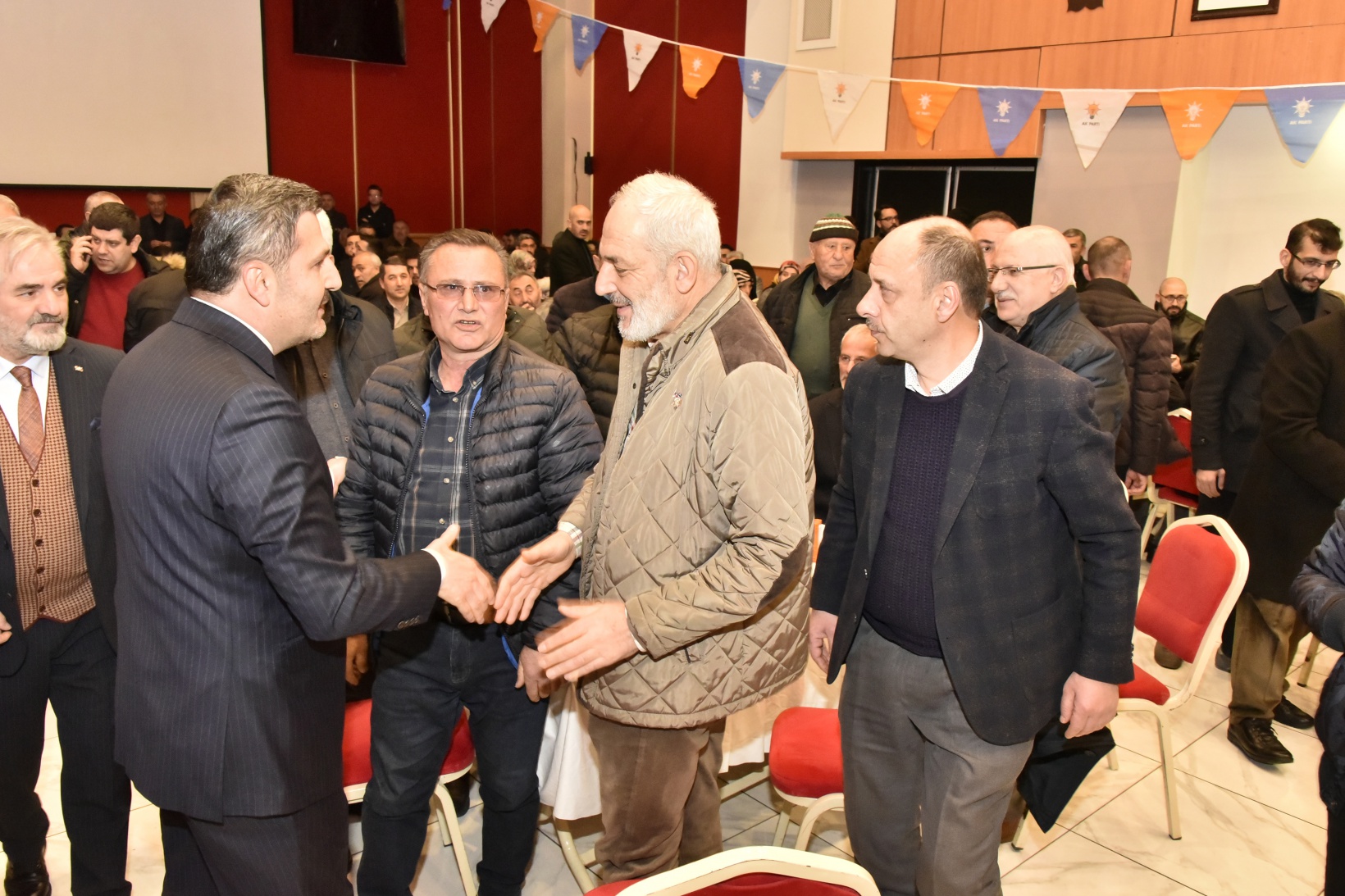 AK Parti İl Başkanı Av.Celalettin Köse aday adaylığı için istifa etti 20