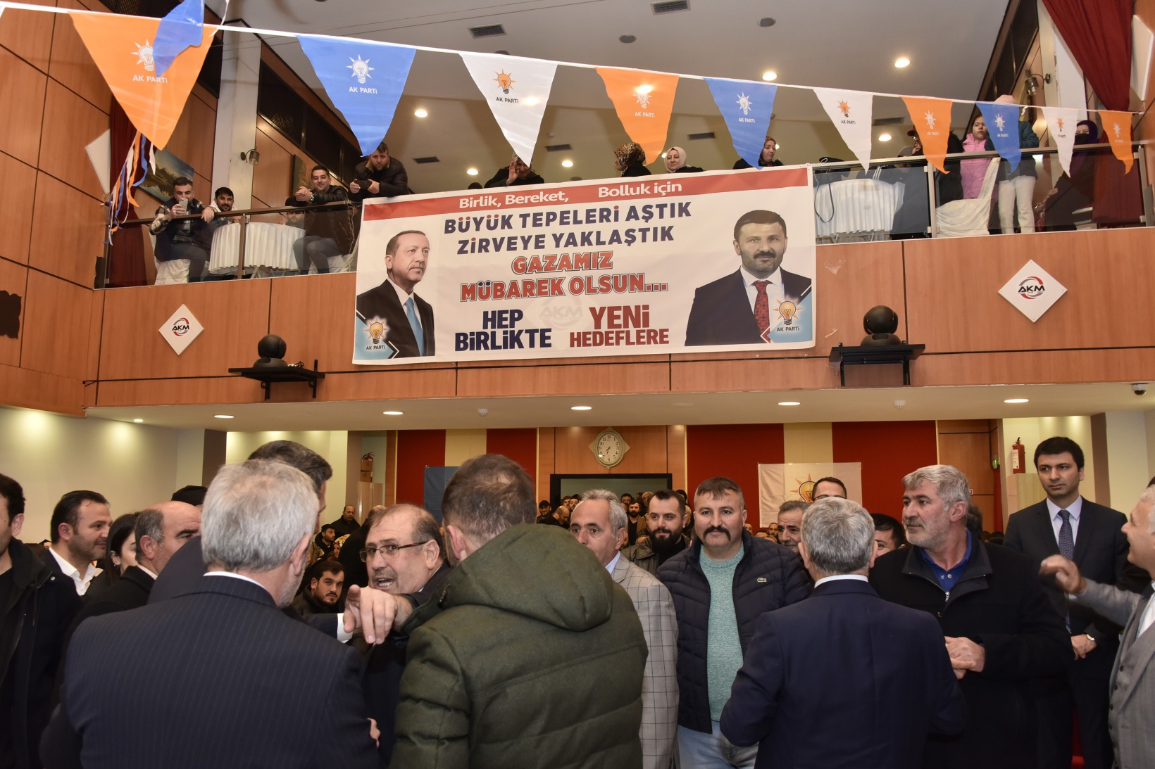 AK Parti İl Başkanı Av.Celalettin Köse aday adaylığı için istifa etti 14