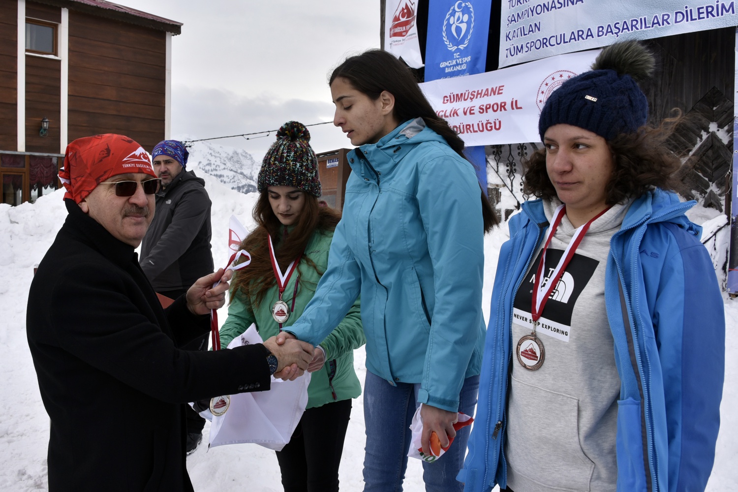 Dağ Kayağı Türkiye Şampiyonası tamamlandı 13