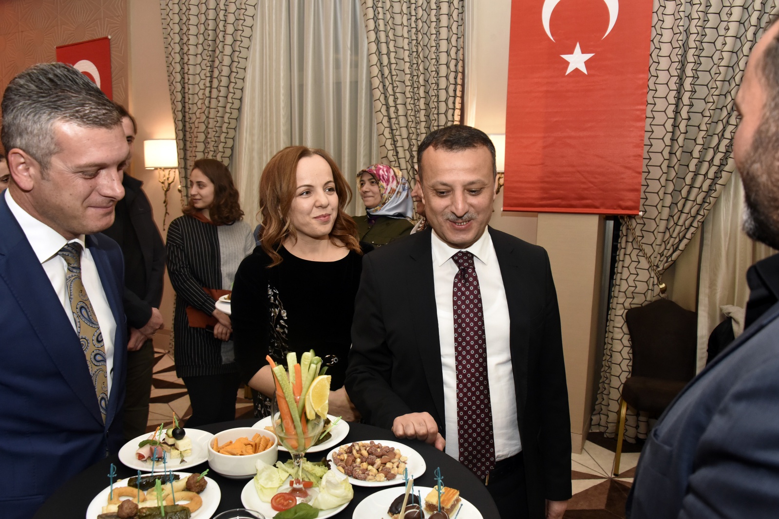 Vali Taşbilek’ten kabul töreni 24