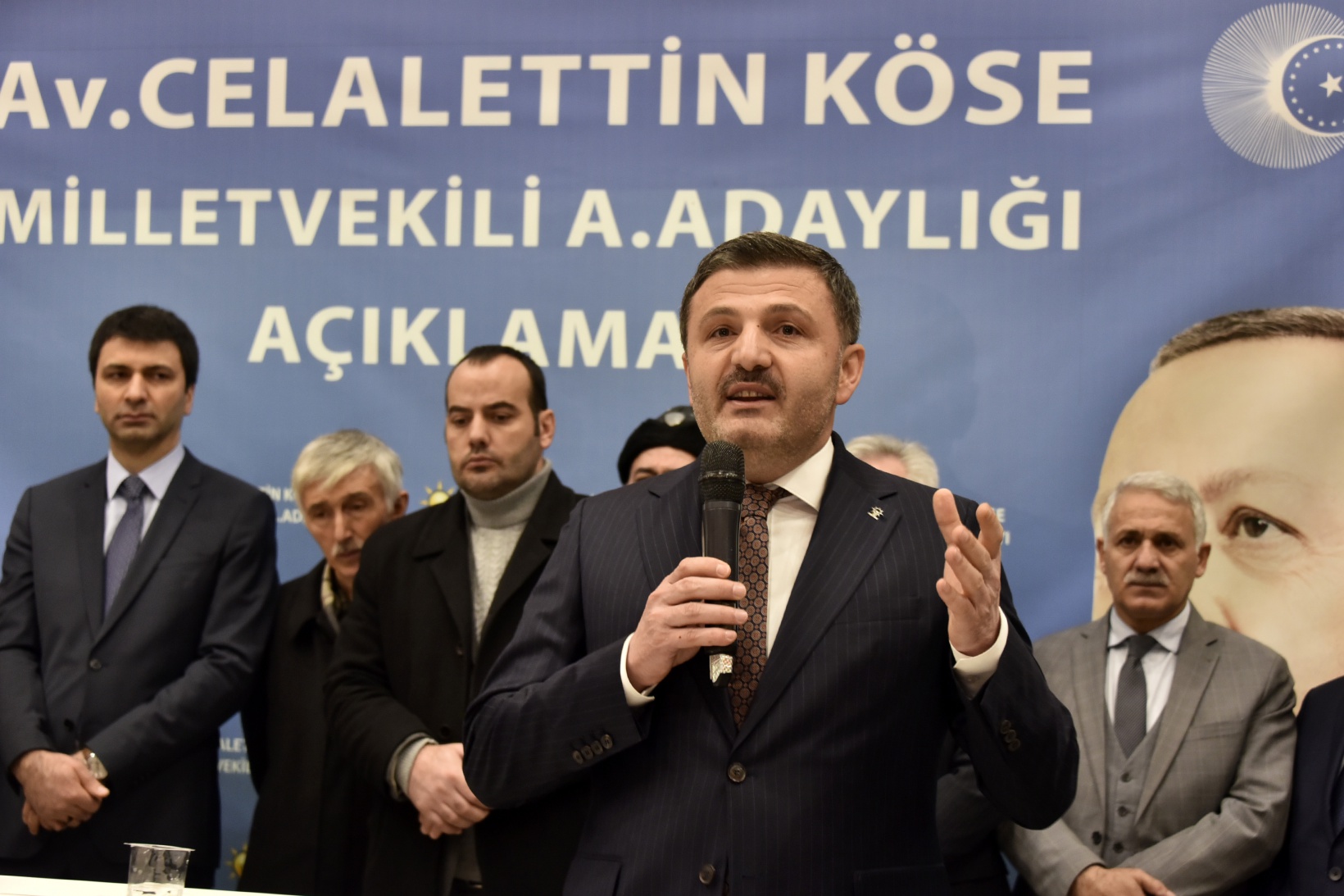AK Parti İl Başkanı Av.Celalettin Köse aday adaylığı için istifa etti 29