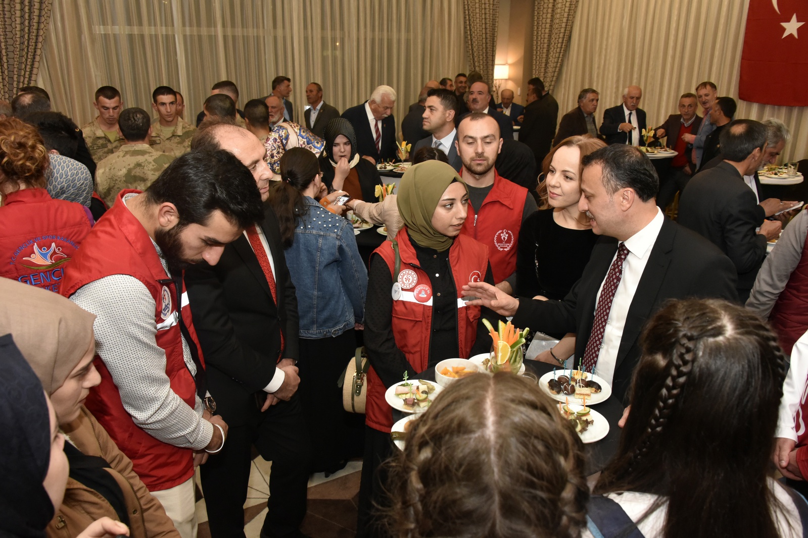 Vali Taşbilek’ten kabul töreni 13
