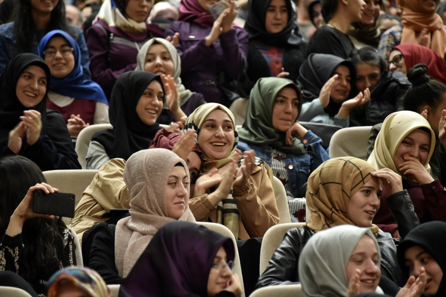 İlahiyatçı Nihat Hatipoğlu’dan hadis vurgusu 8