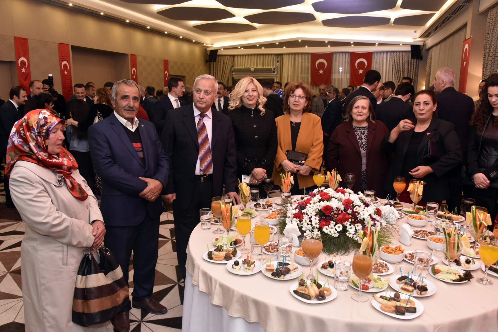 Vali Taşbilek’ten kabul töreni 17