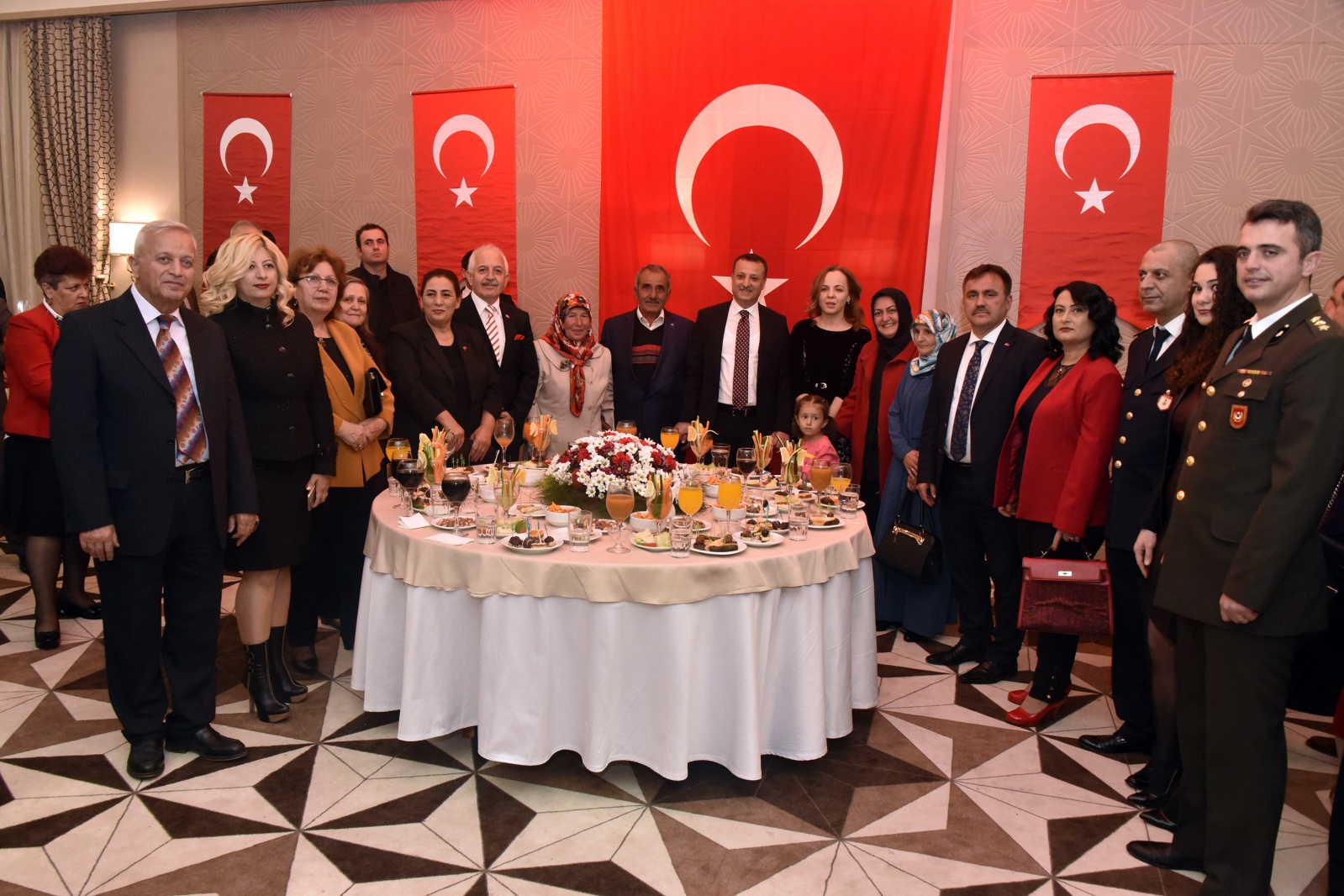 Vali Taşbilek’ten kabul töreni 12