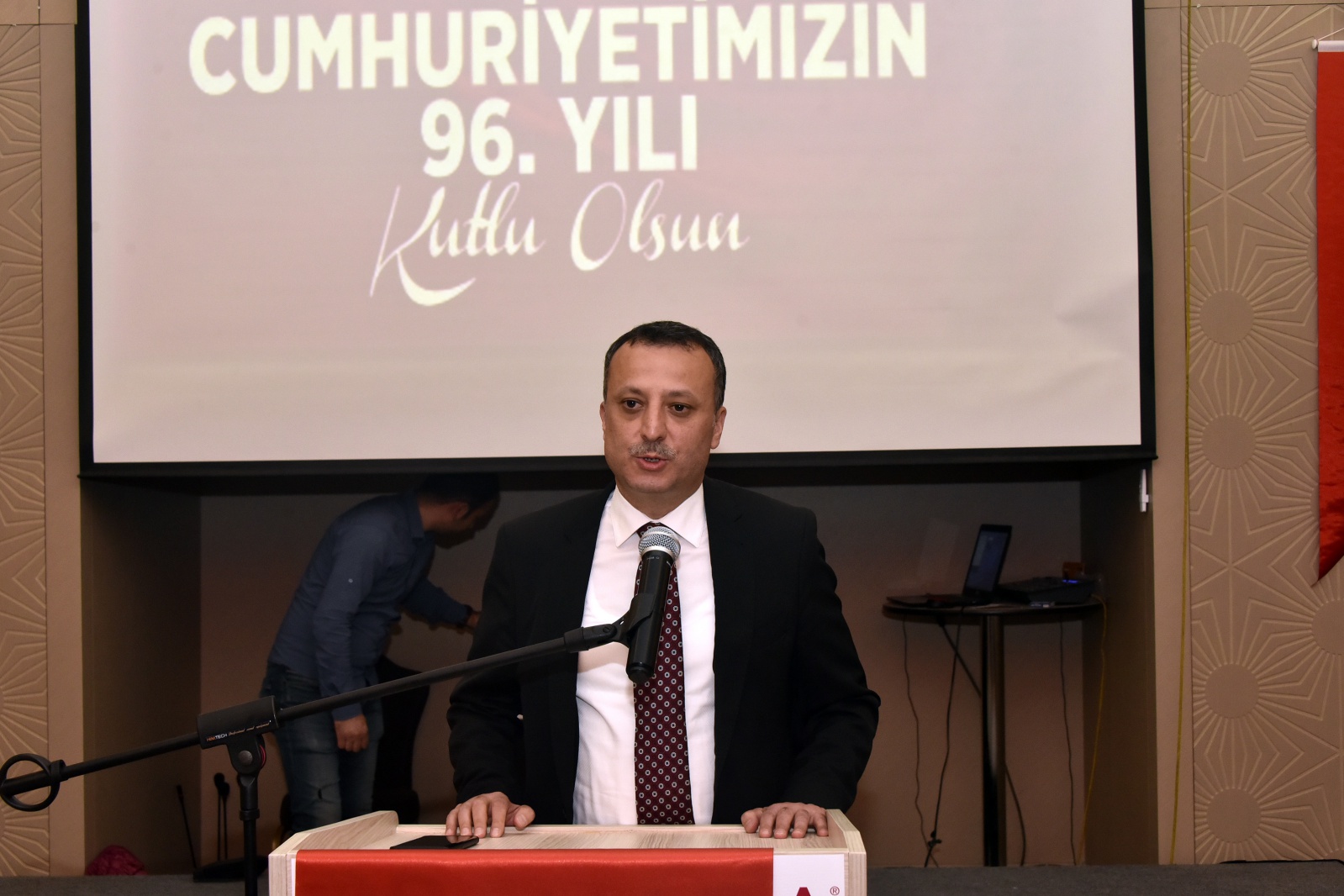 Vali Taşbilek’ten kabul töreni 7