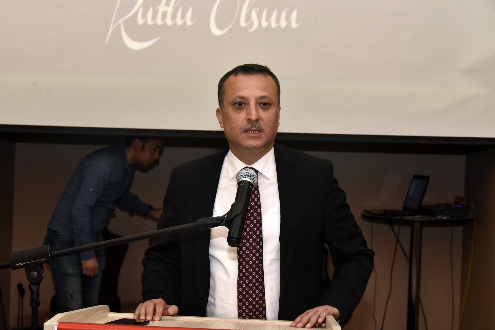 Vali Taşbilek’ten kabul töreni 1