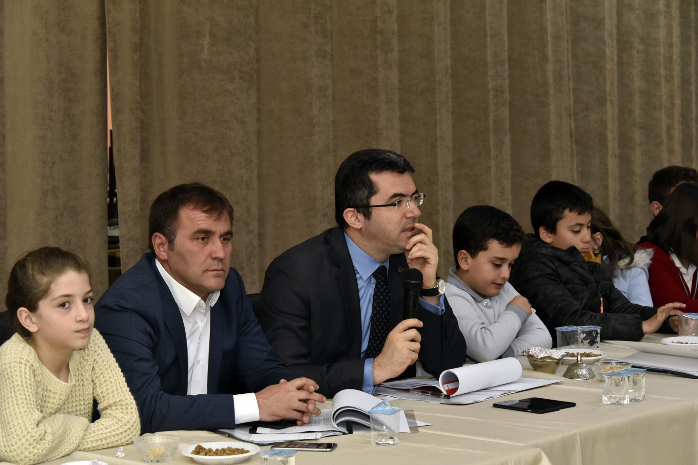 Gümüşhane’de İl Milli Eğitim Danışma Komisyonu toplantısı yapıldı 9