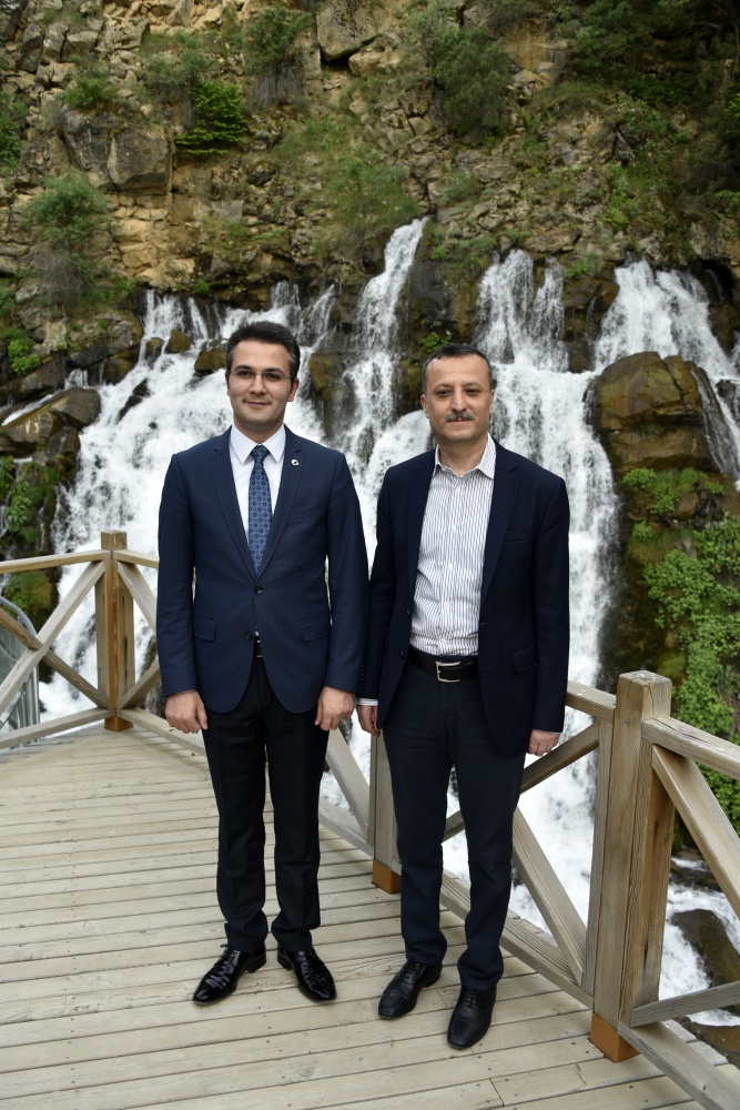 Vali Taşbilek: Tomara Şelalesi bir tabiat harikası 14