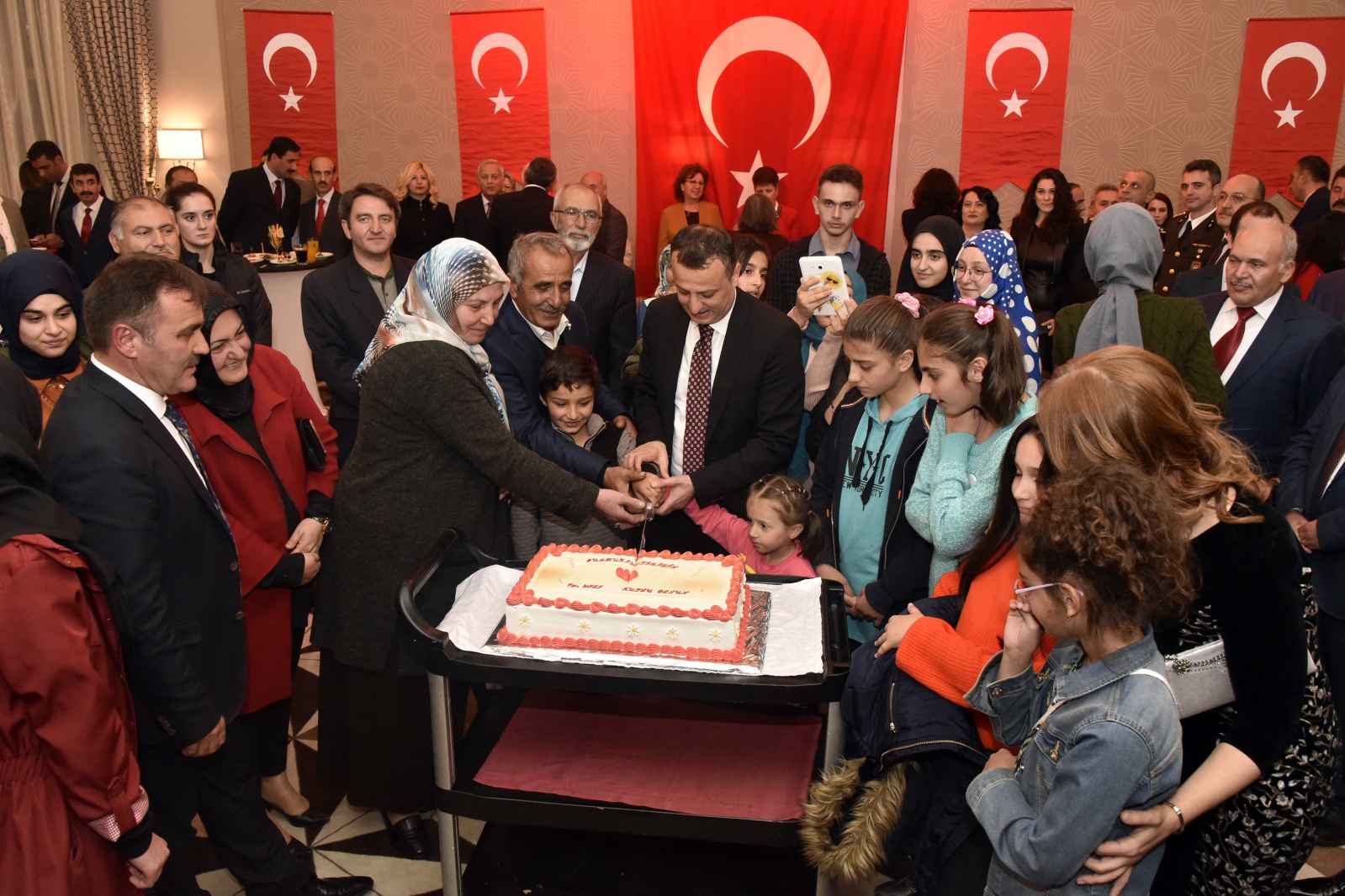 Vali Taşbilek’ten kabul töreni 40