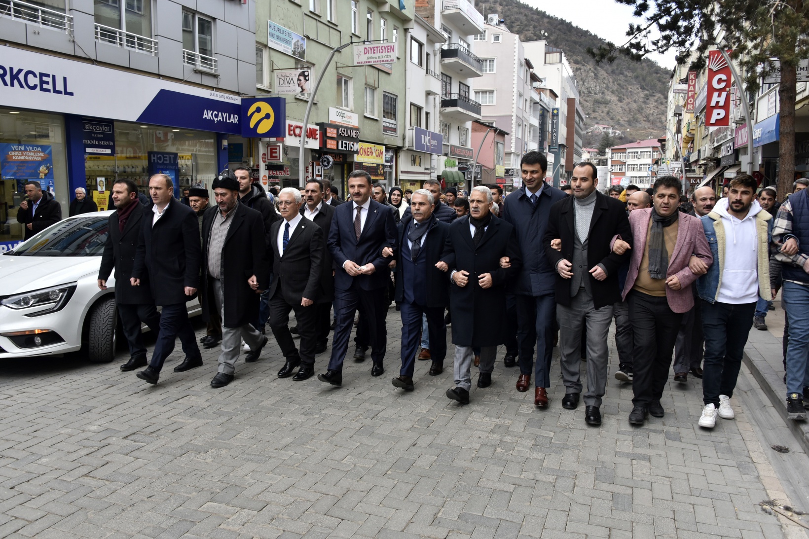 AK Parti İl Başkanı Av.Celalettin Köse aday adaylığı için istifa etti 16