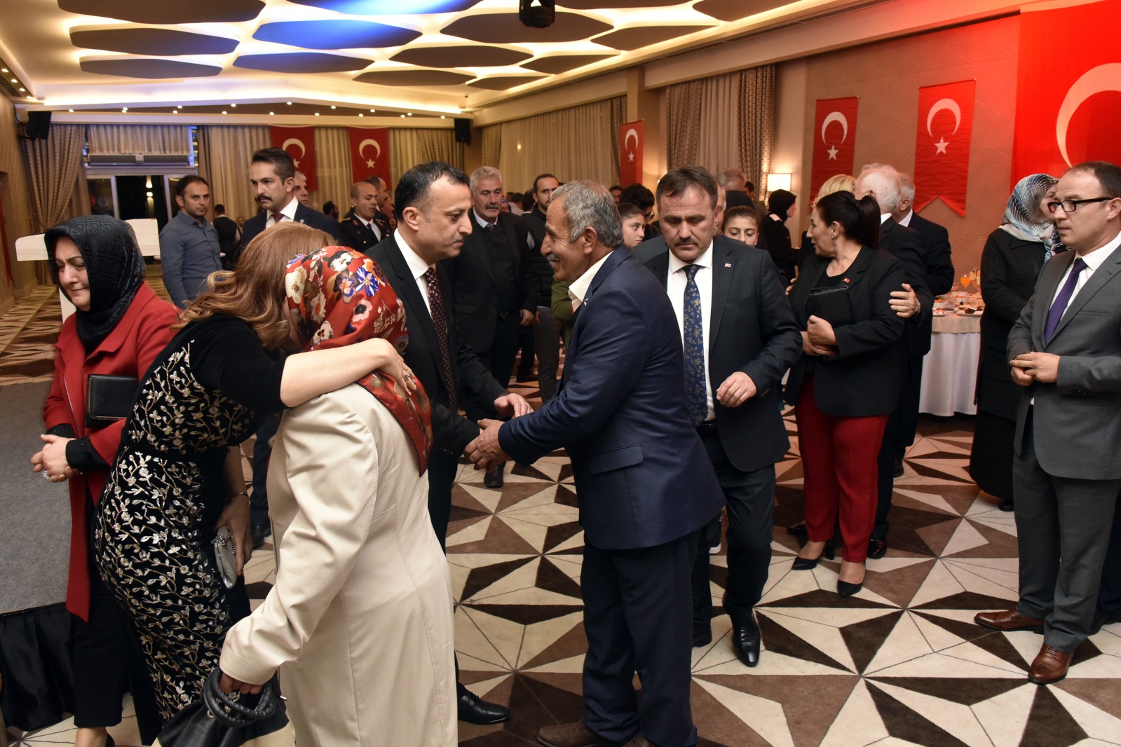 Vali Taşbilek’ten kabul töreni 38