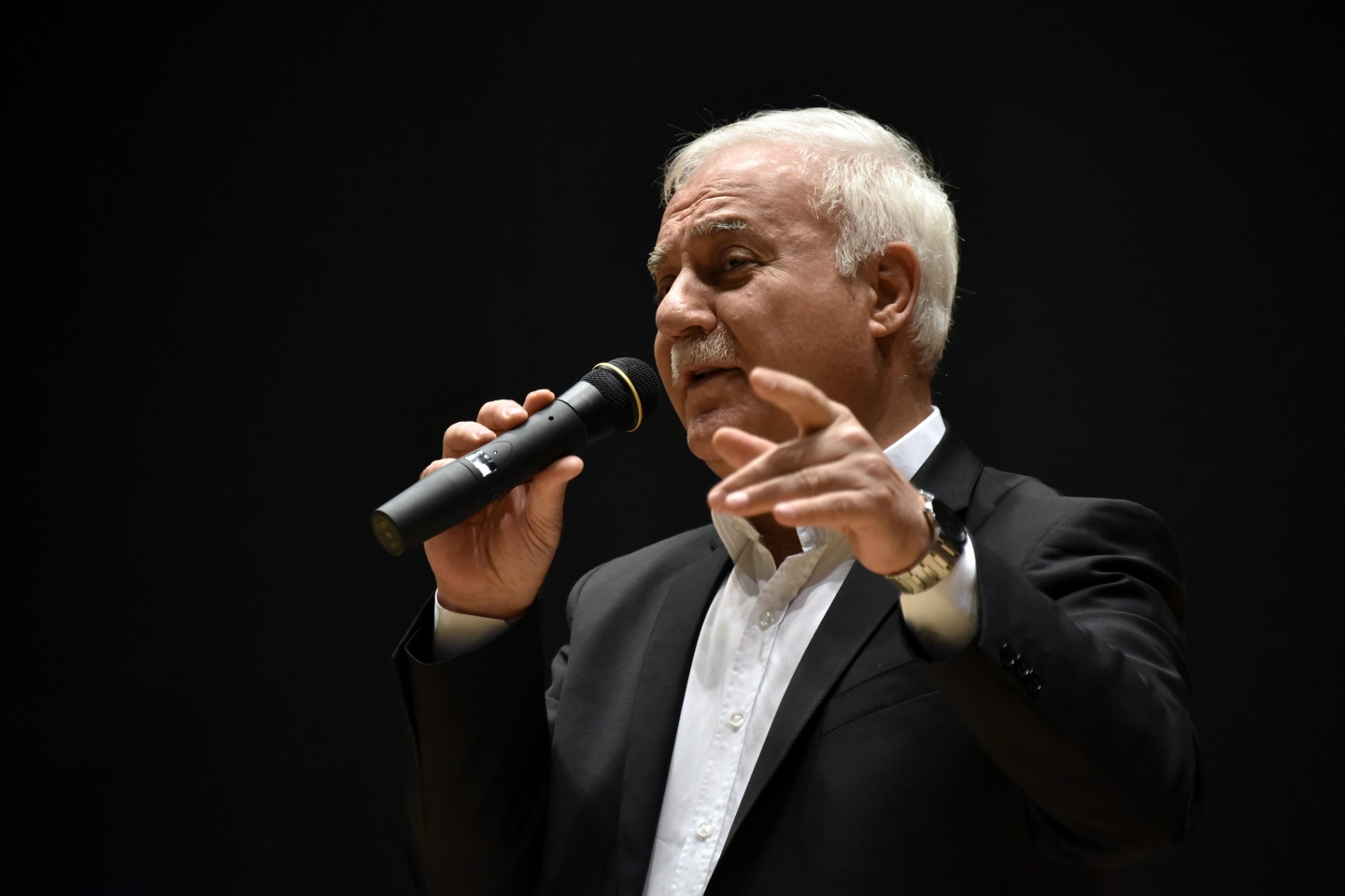 İlahiyatçı Nihat Hatipoğlu’dan hadis vurgusu 24