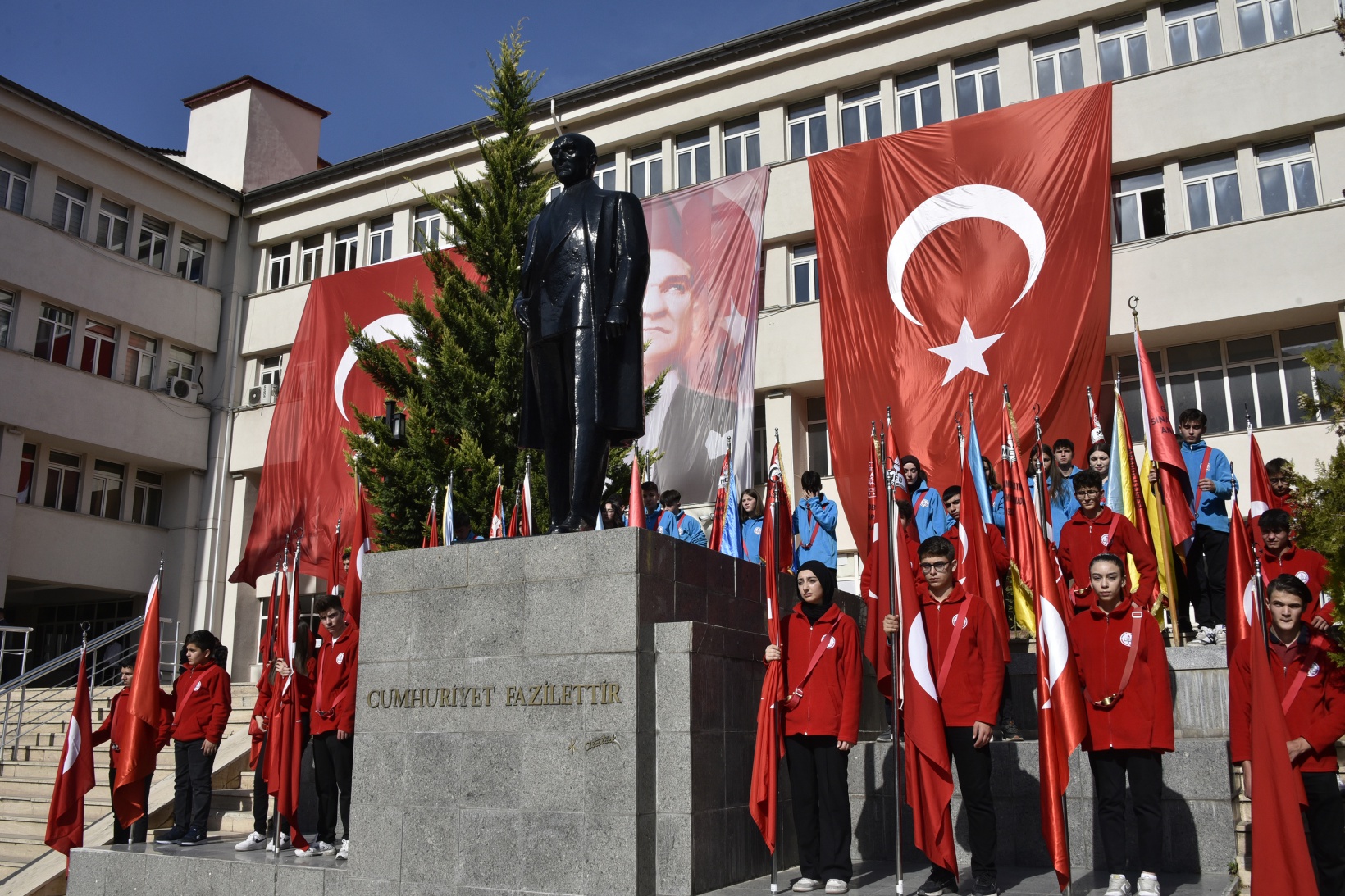 Gümüşhane’de 100.yıl coşkusu başladı 47