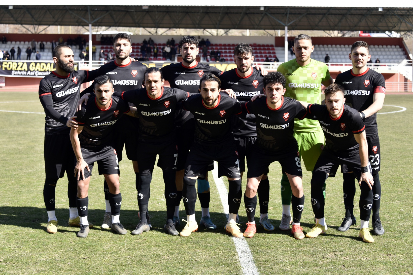 Gümüşhane ve Bayburt temsilcilerinden depremzedeler için dostluk maçı 6