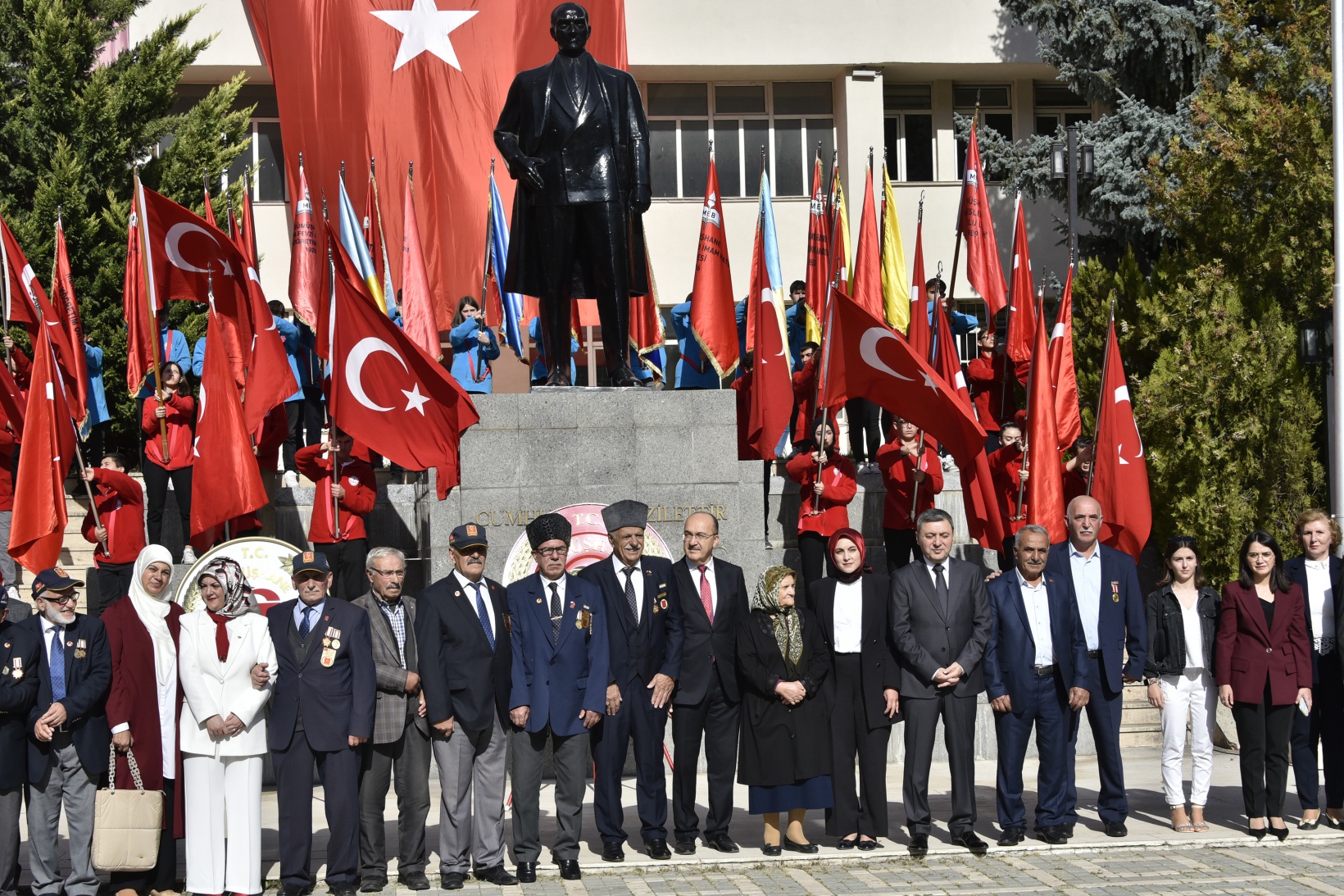 Gümüşhane’de 100.yıl coşkusu başladı 63