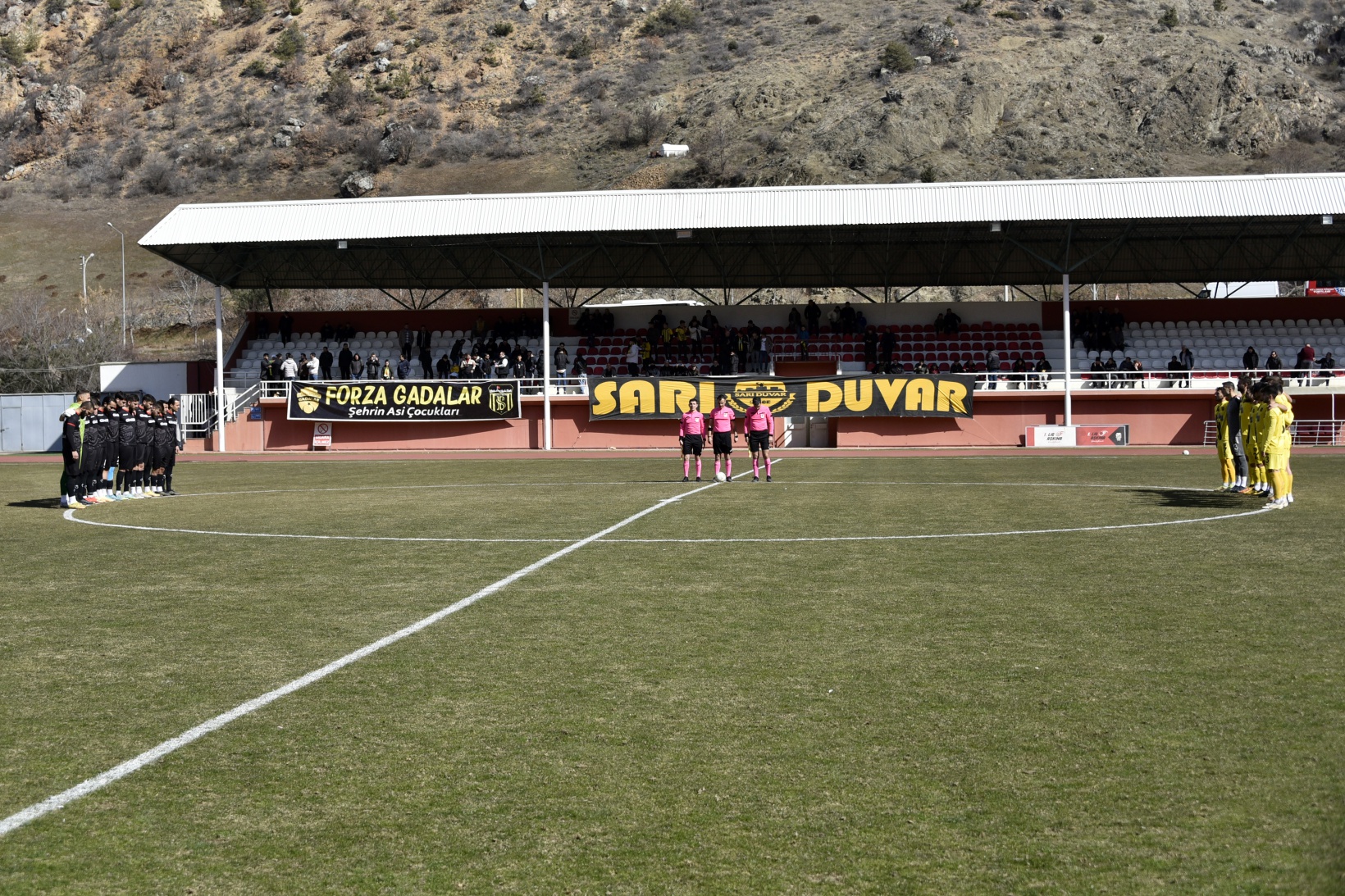 Gümüşhane ve Bayburt temsilcilerinden depremzedeler için dostluk maçı 34