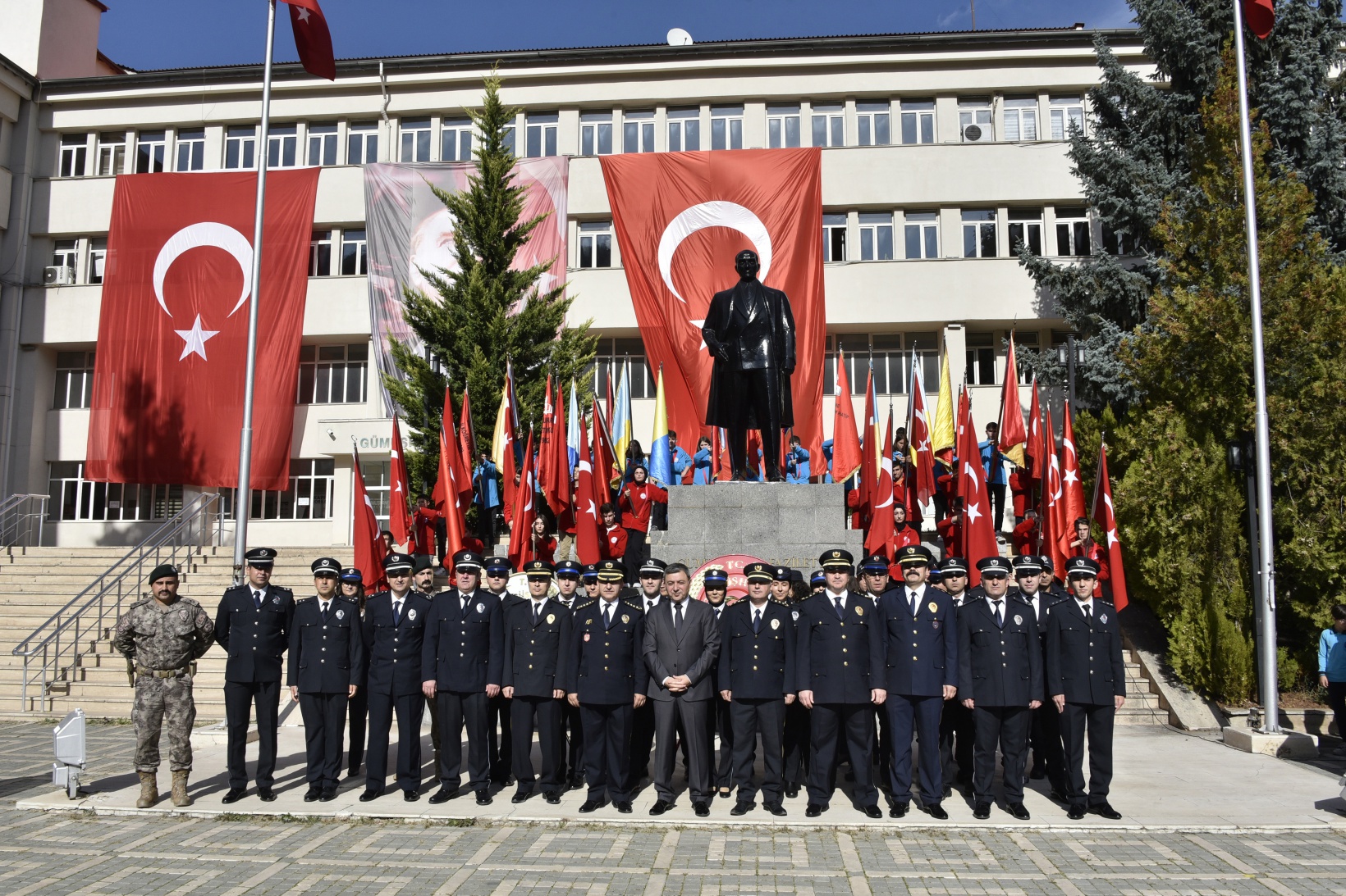 Gümüşhane’de 100.yıl coşkusu başladı 75