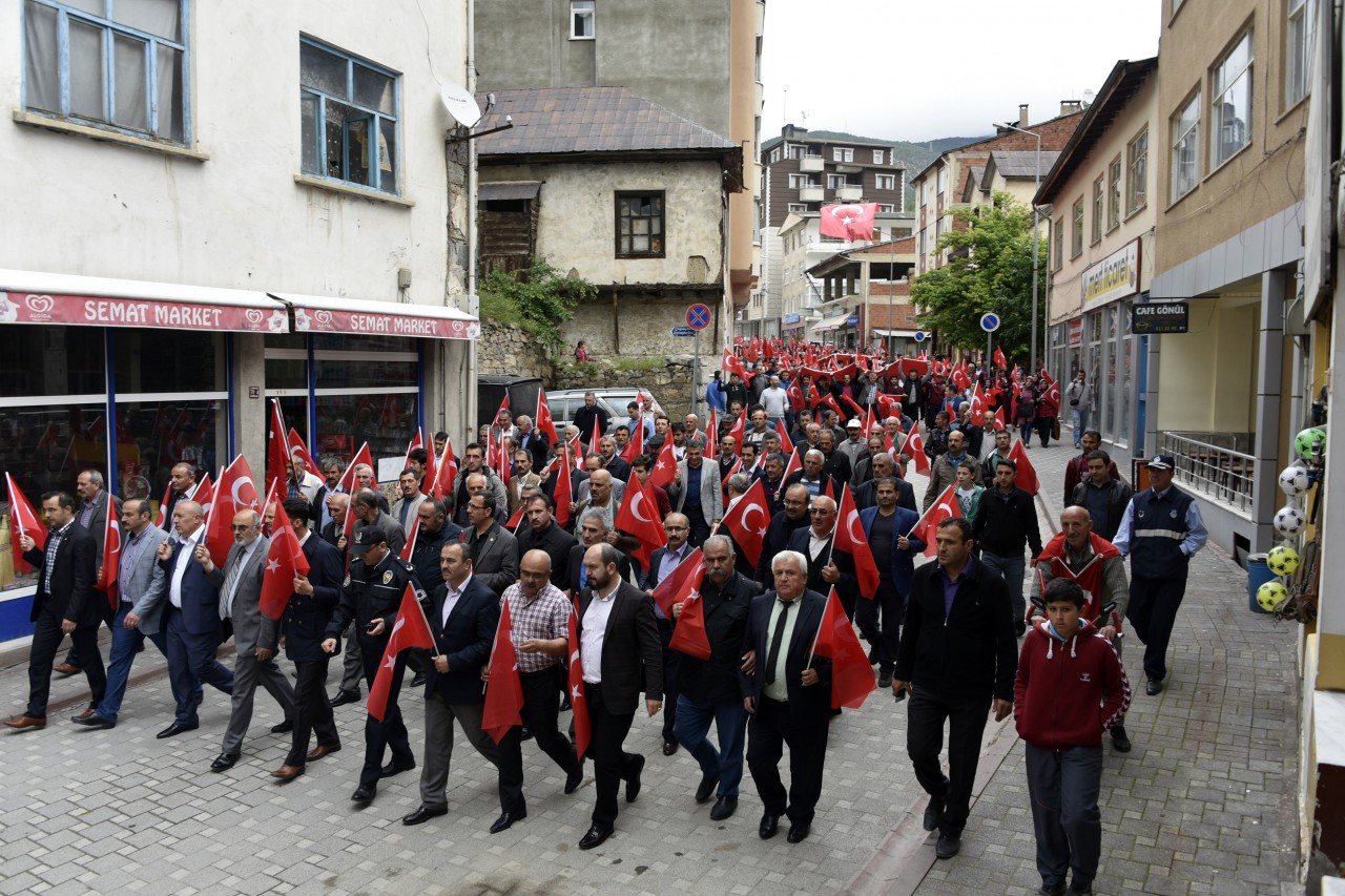 Torul'da teröre karşı birlik yürüyüşü gerçekleştirildi 15