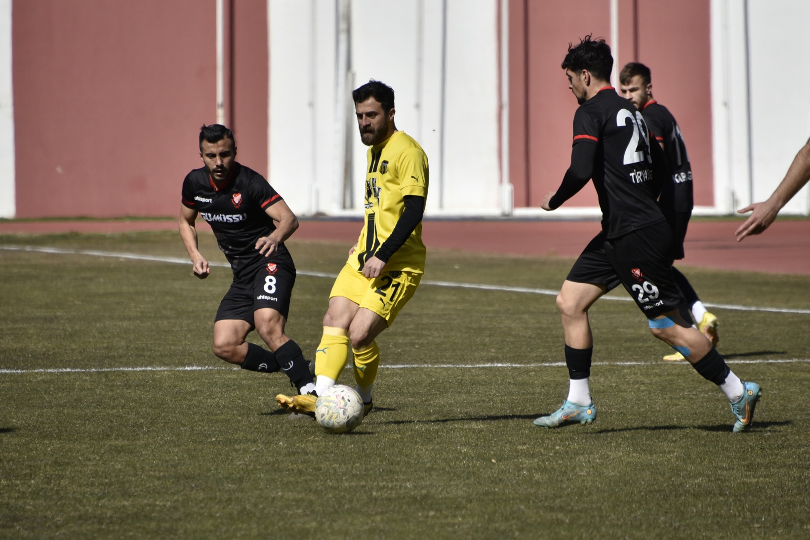 Gümüşhane ve Bayburt temsilcilerinden depremzedeler için dostluk maçı 7