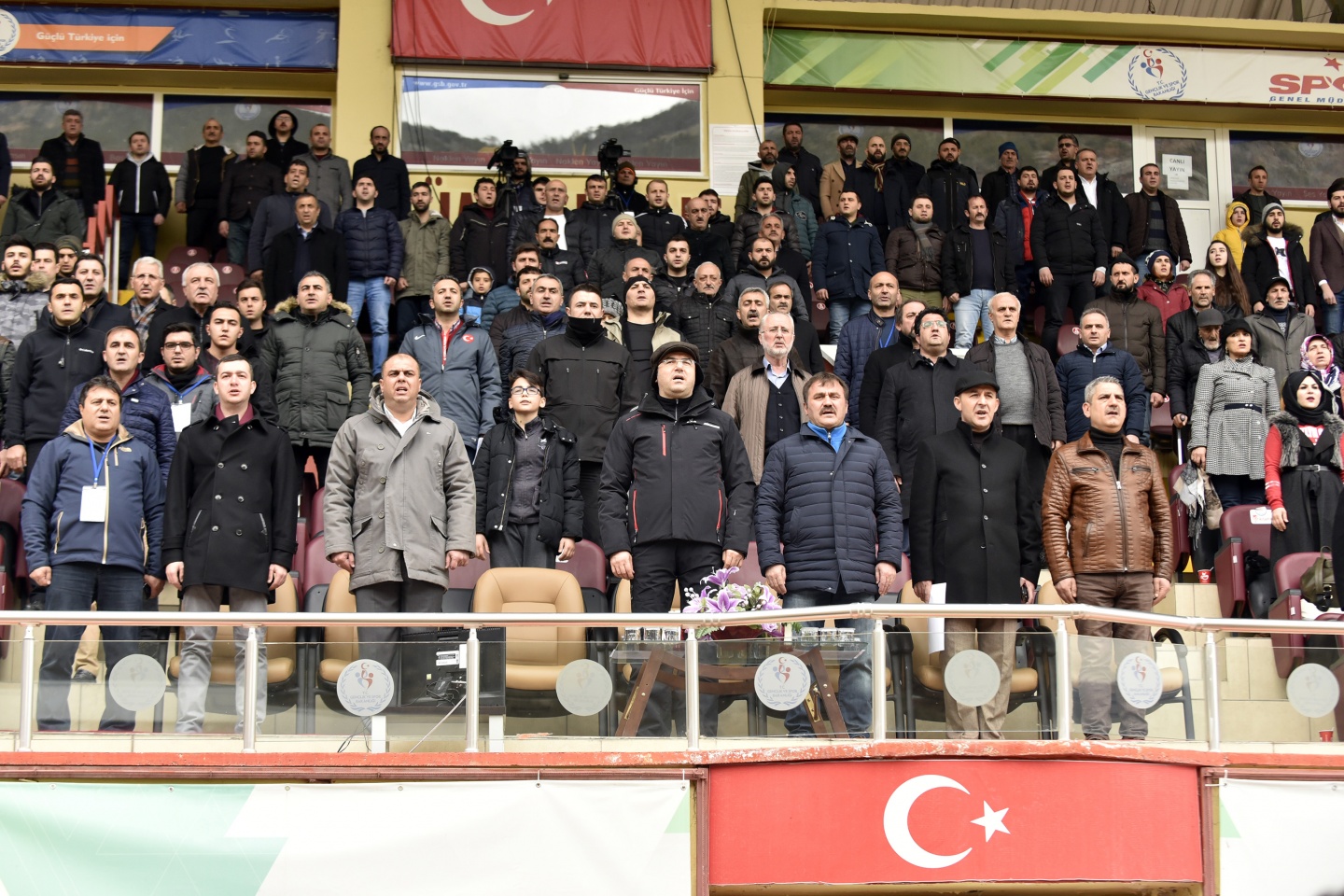 Gümüş'ten muhteşem dönüş: 4-1 7