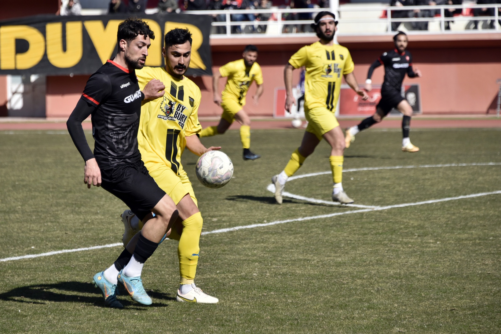 Gümüşhane ve Bayburt temsilcilerinden depremzedeler için dostluk maçı 25
