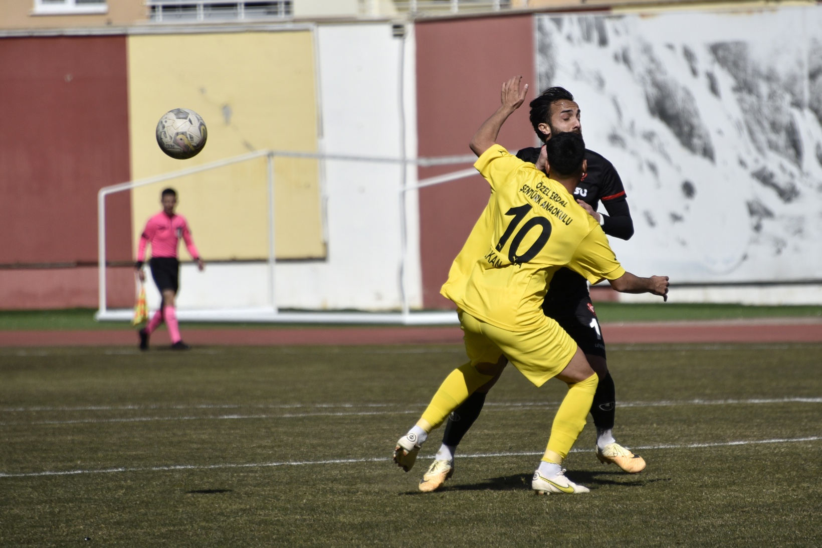 Gümüşhane ve Bayburt temsilcilerinden depremzedeler için dostluk maçı 18
