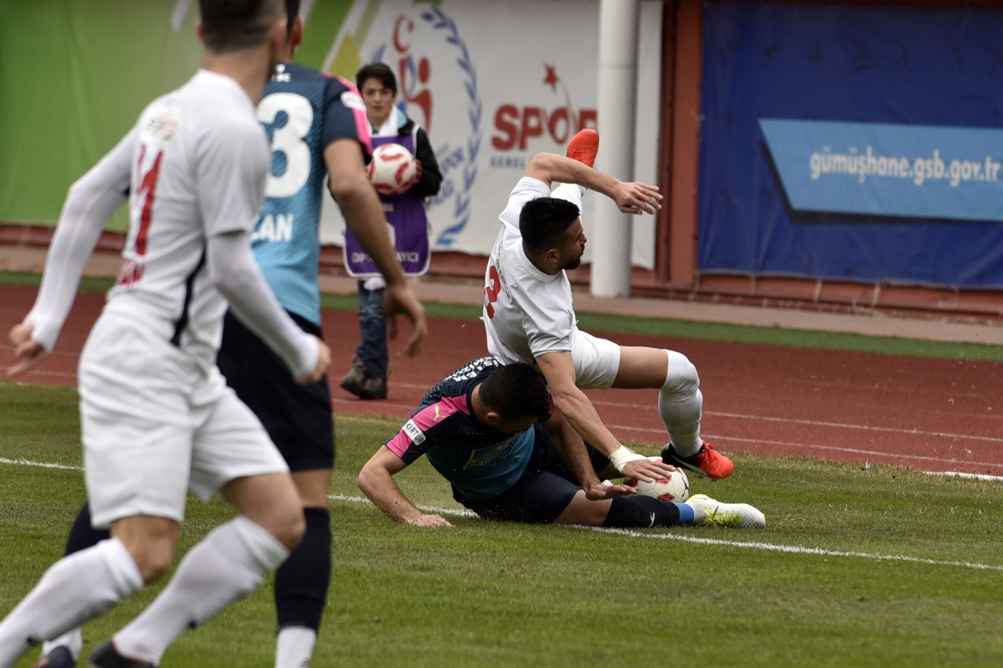 Gümüş'ten muhteşem dönüş: 4-1 22