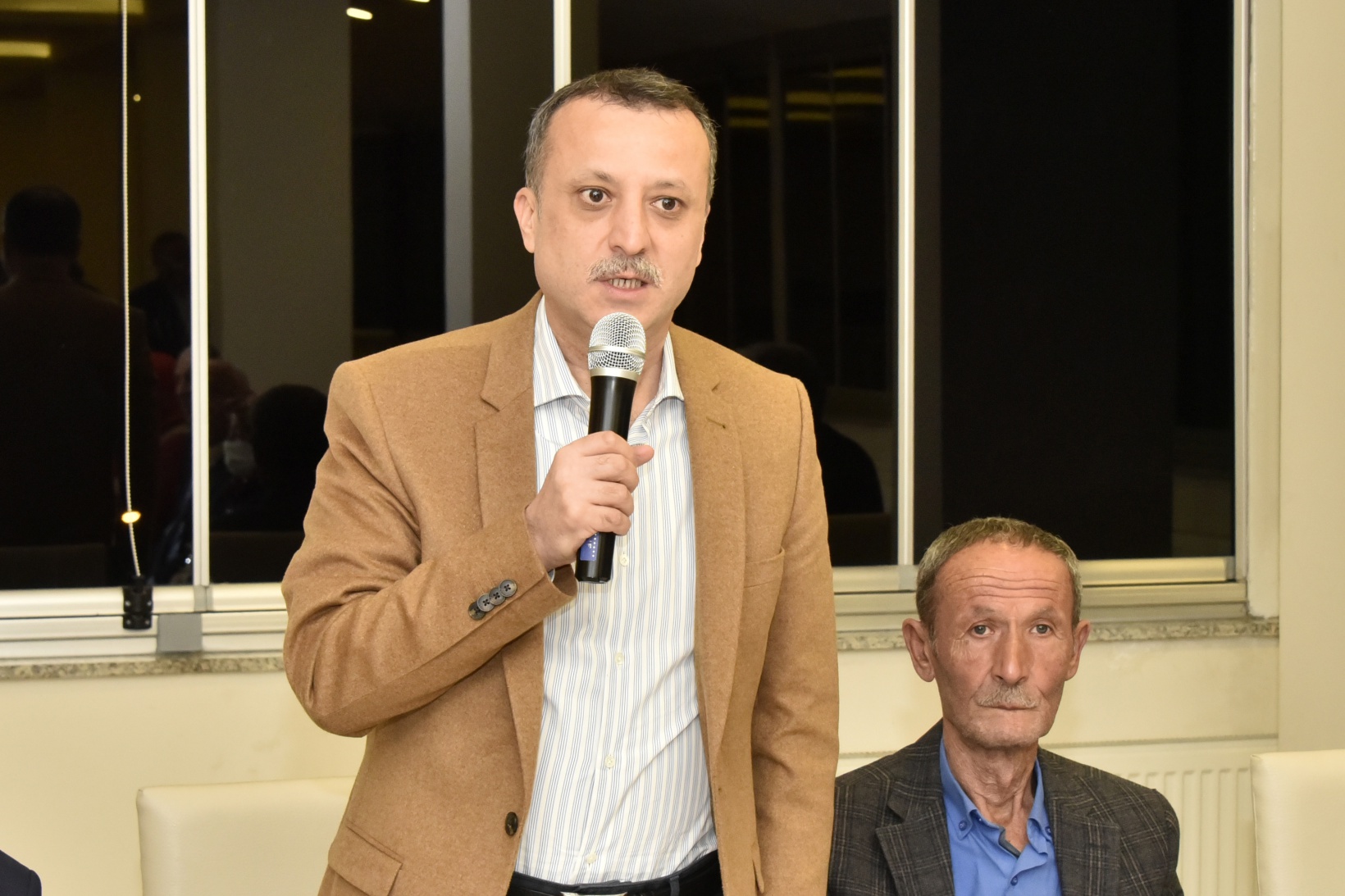 Vali Taşbilek Kürtün’de şehit aileleri, gaziler ve muhtarlarla iftar programında buluştu 2