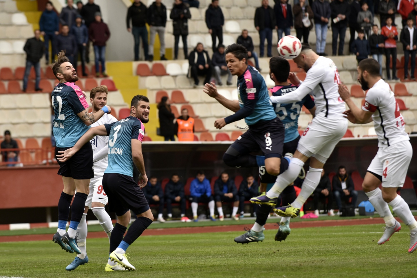 Gümüş'ten muhteşem dönüş: 4-1 26