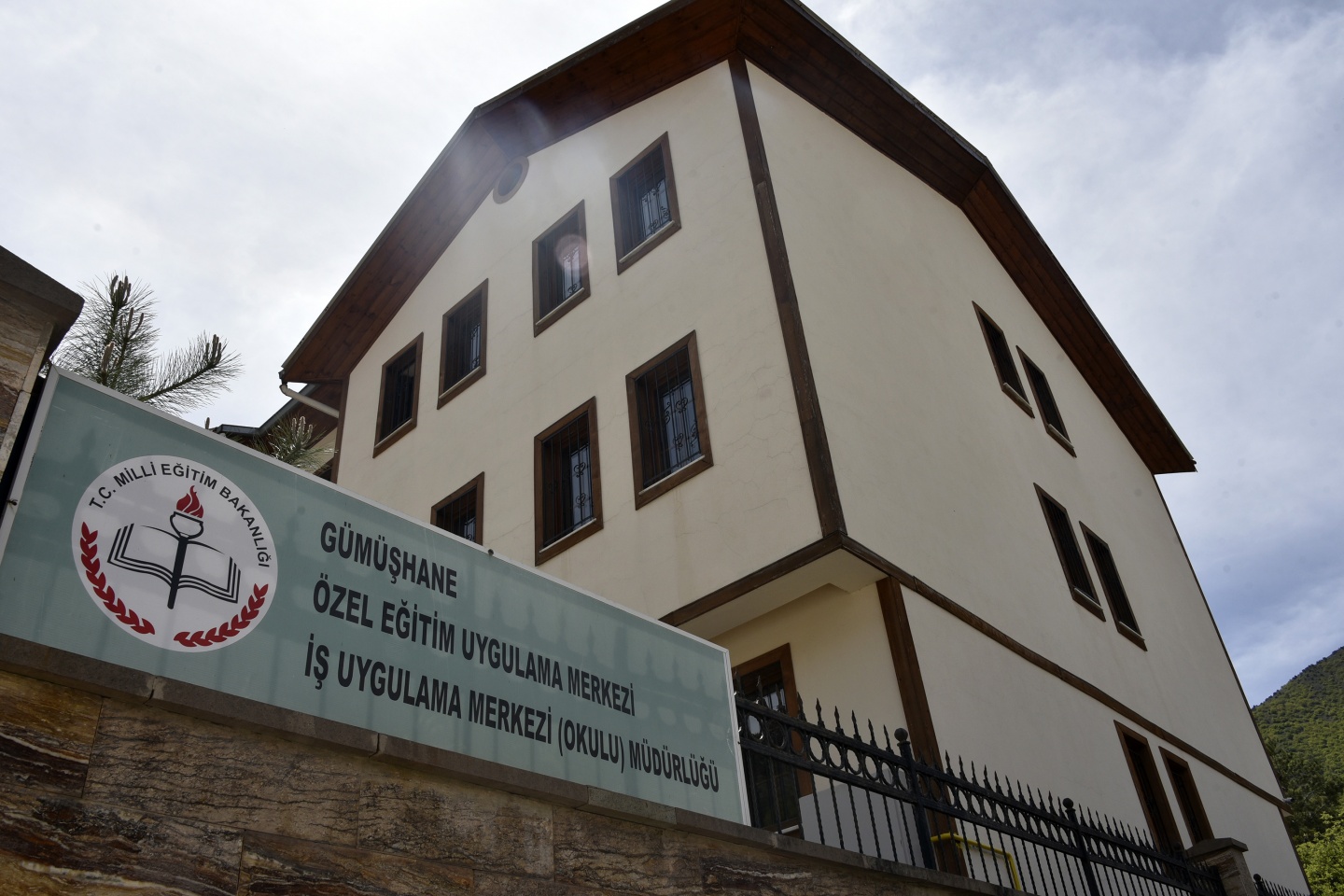 Gümüşhane Emniyeti özel çocukları sevindirdi 2