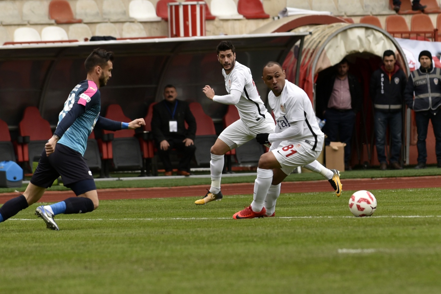 Gümüş'ten muhteşem dönüş: 4-1 23