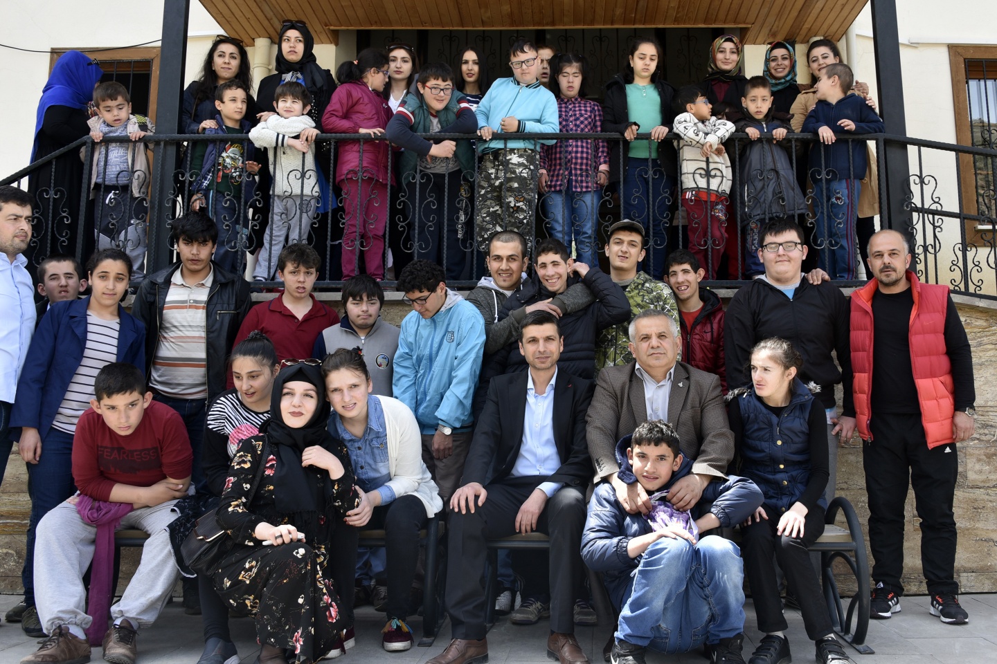 Gümüşhane Emniyeti özel çocukları sevindirdi 5