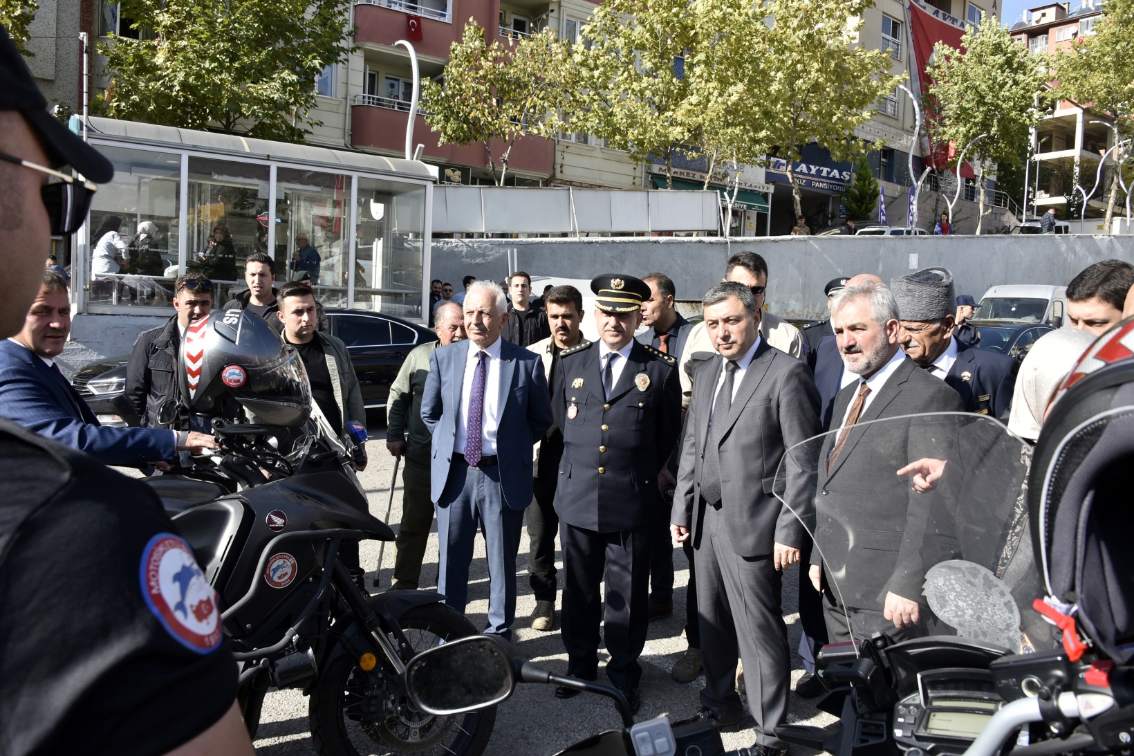 8 bin 500 kişi katıldı 19