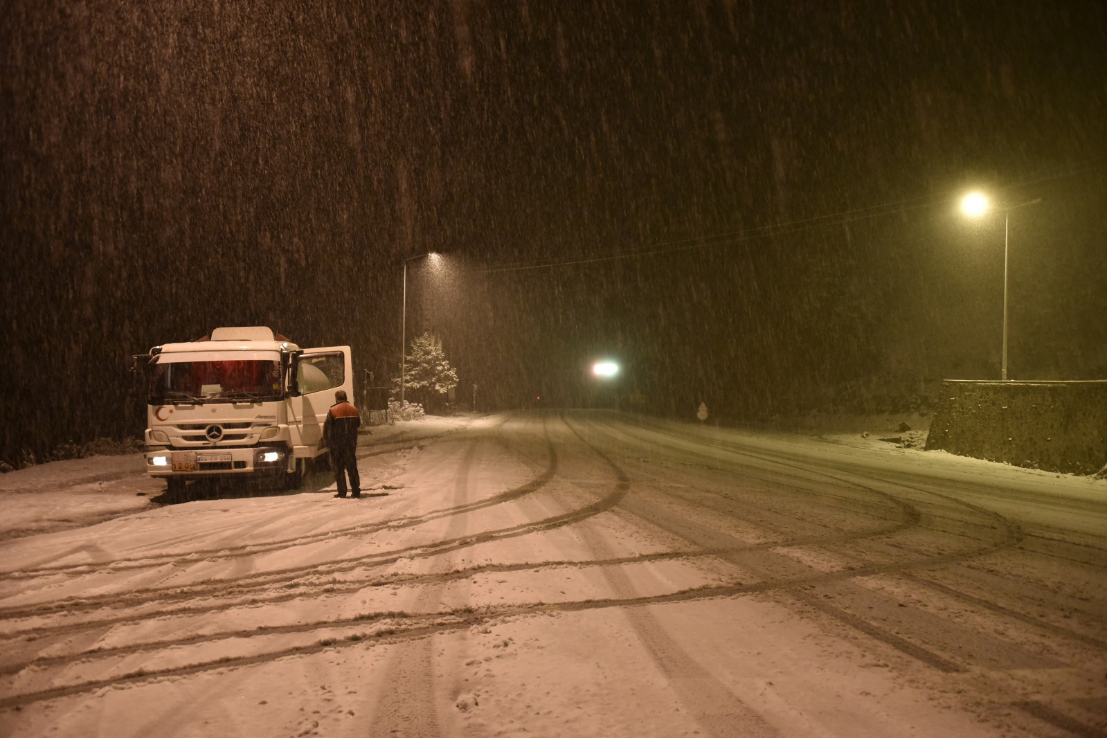 Zigana dağında kar yağışı etkili oluyor 2