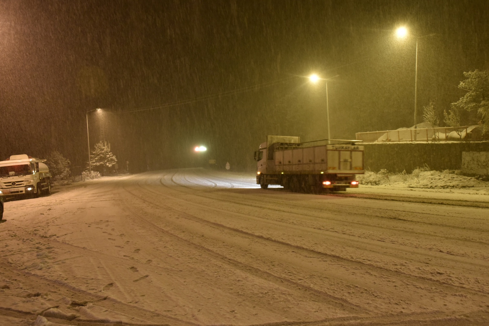 Zigana dağında kar yağışı etkili oluyor 20