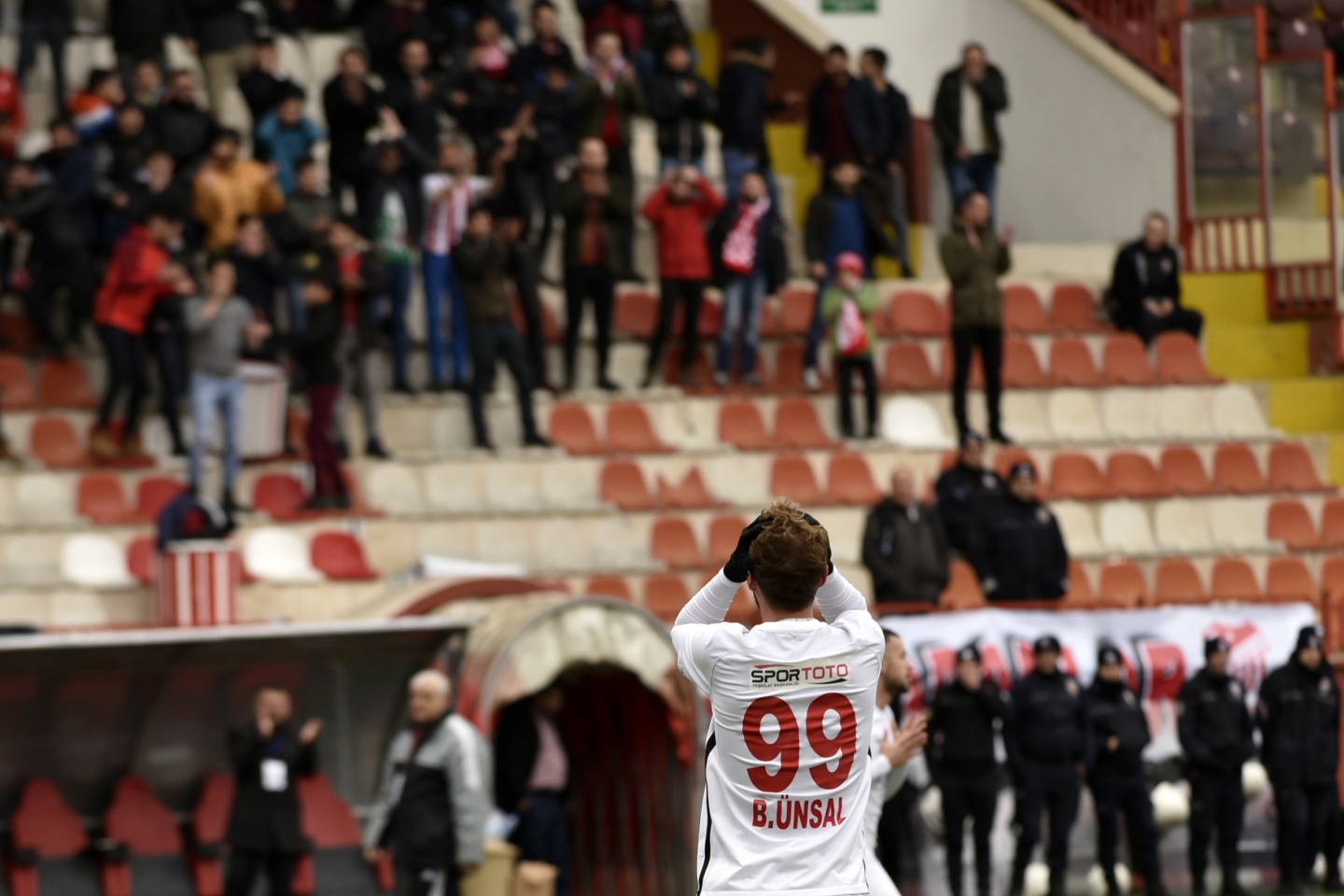 Gümüş'ten muhteşem dönüş: 4-1 53