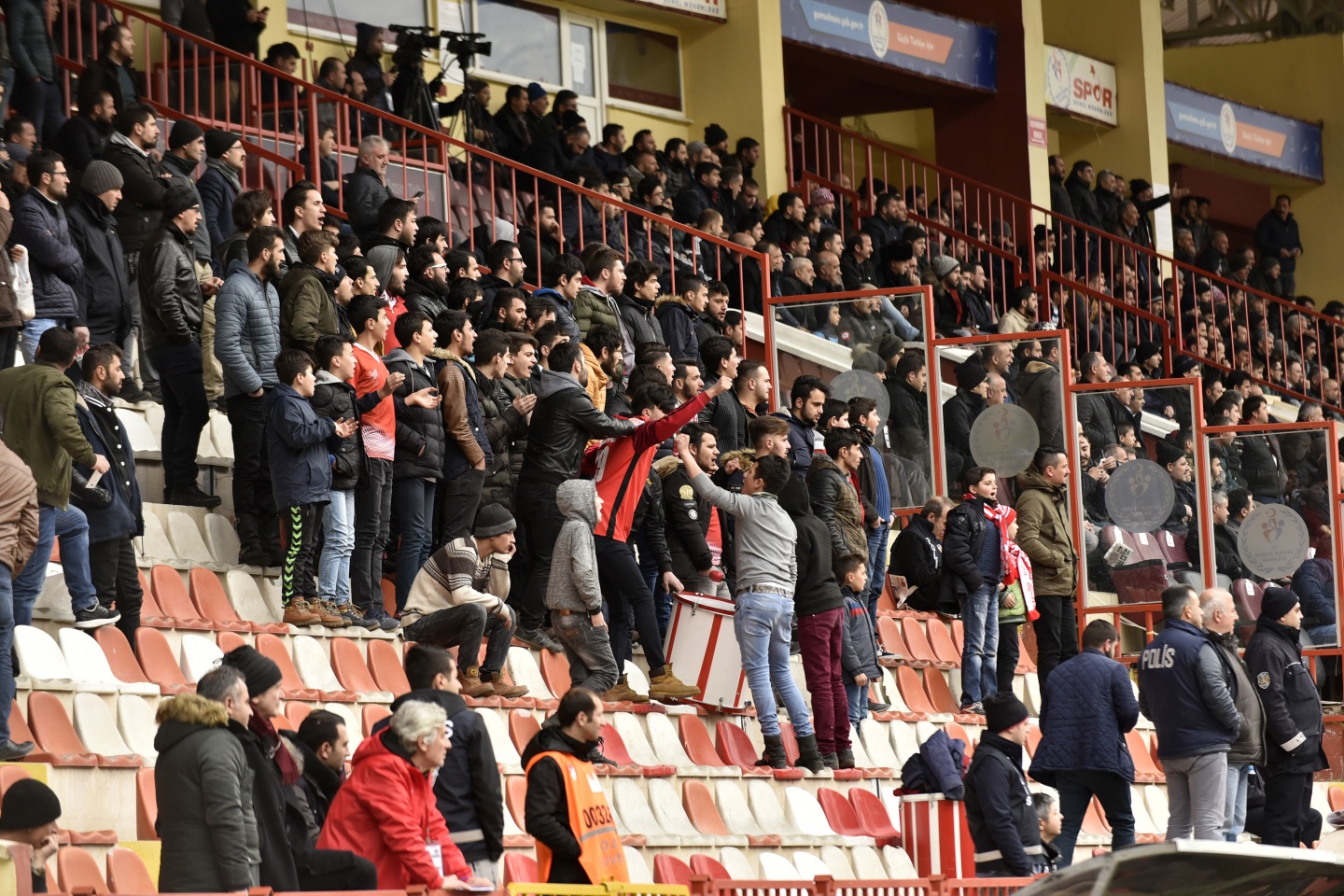 Gümüş'ten muhteşem dönüş: 4-1 63