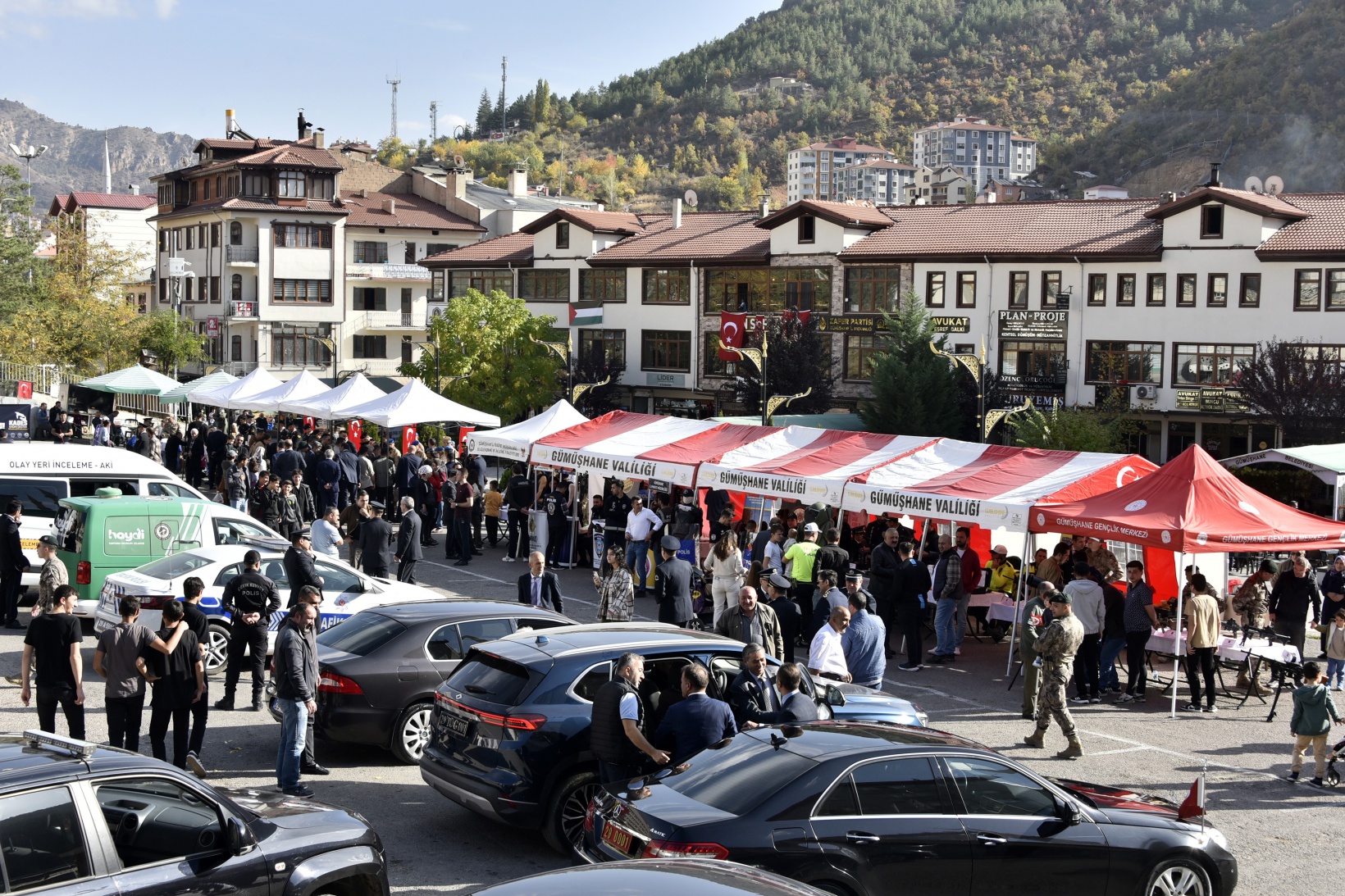 8 bin 500 kişi katıldı 25