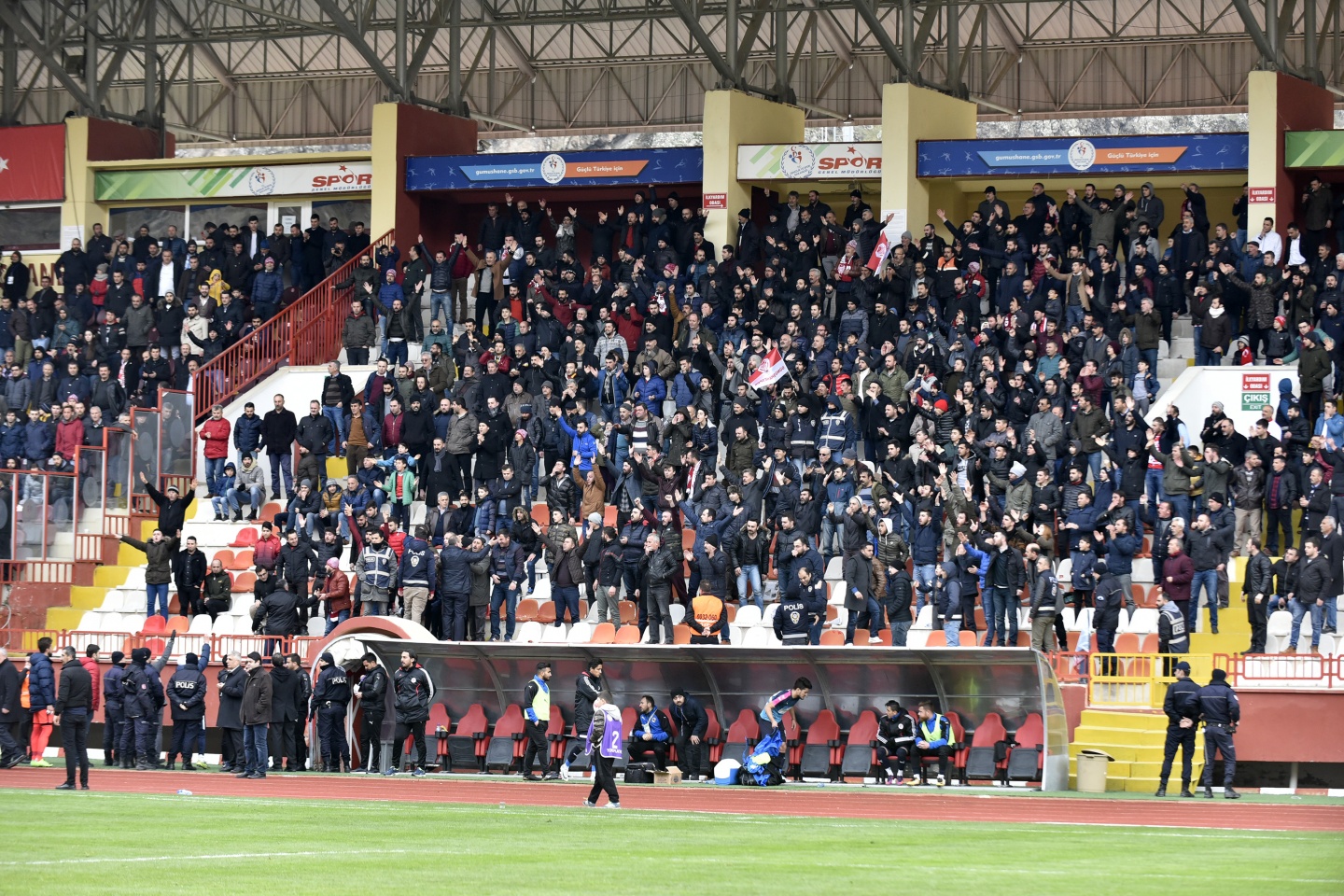 Gümüş'ten muhteşem dönüş: 4-1 88